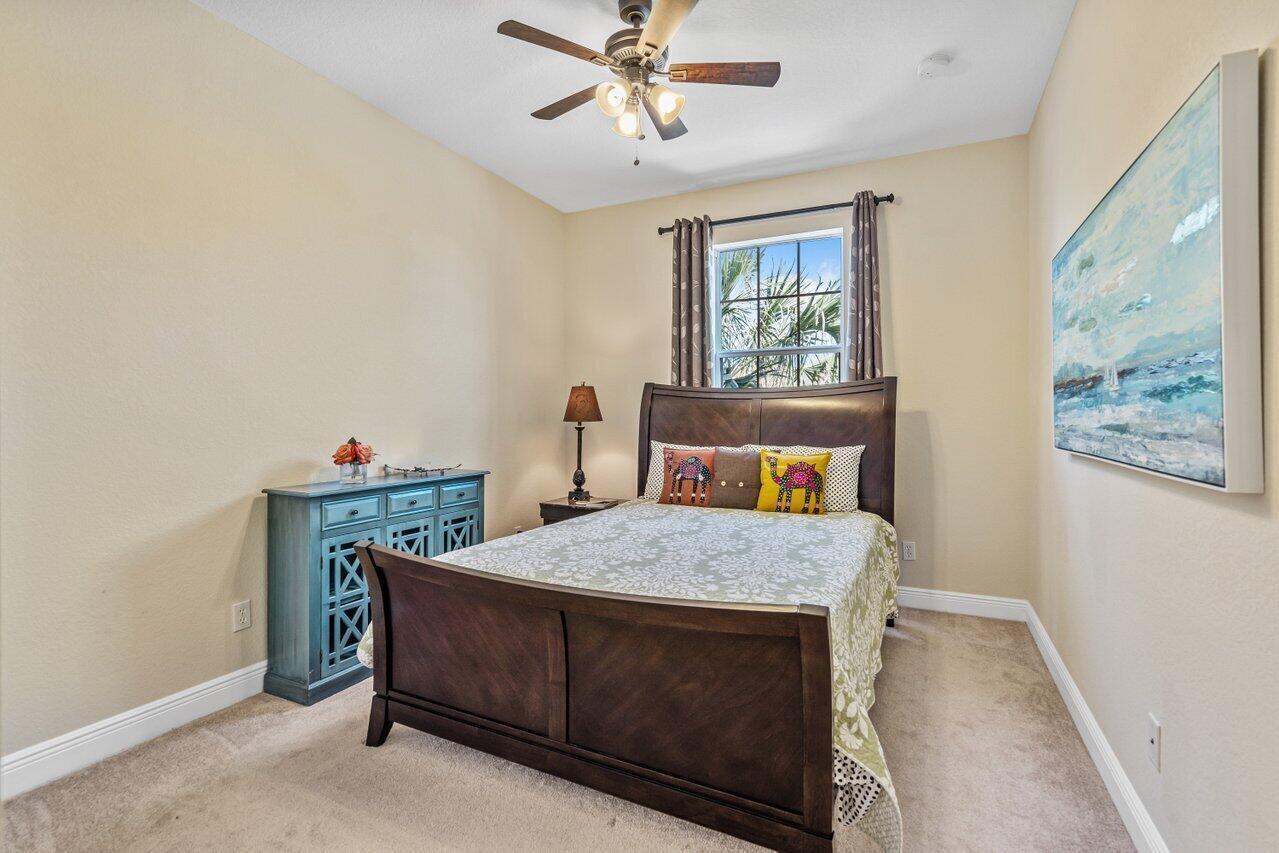 PALOMA - Residential Lease