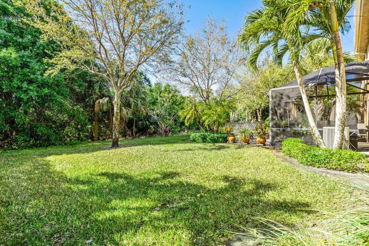 PALOMA - Residential Lease