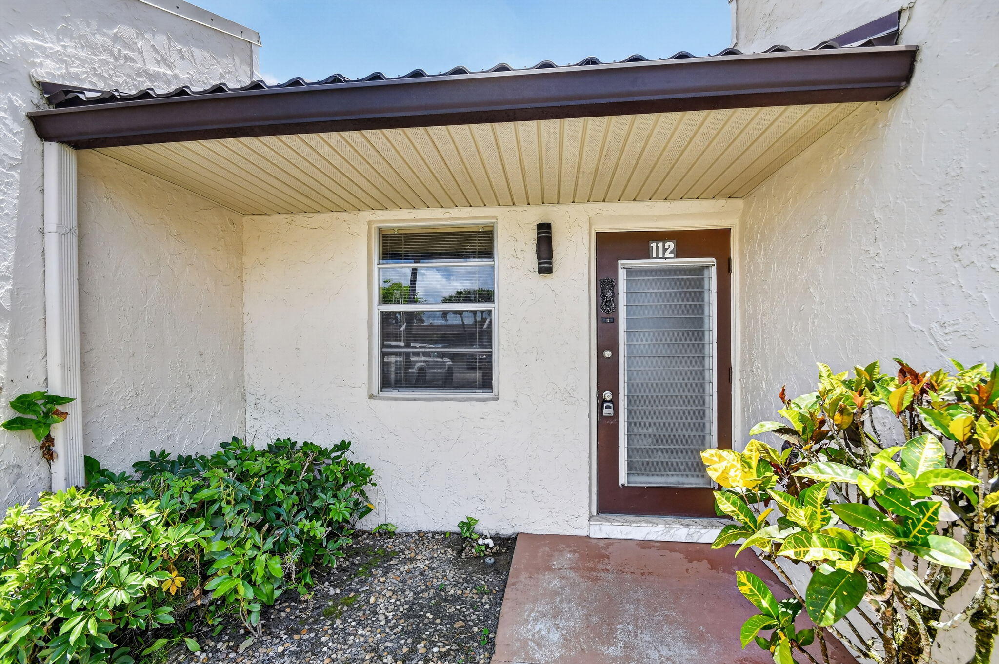 GOLDEN LAKES - Residential