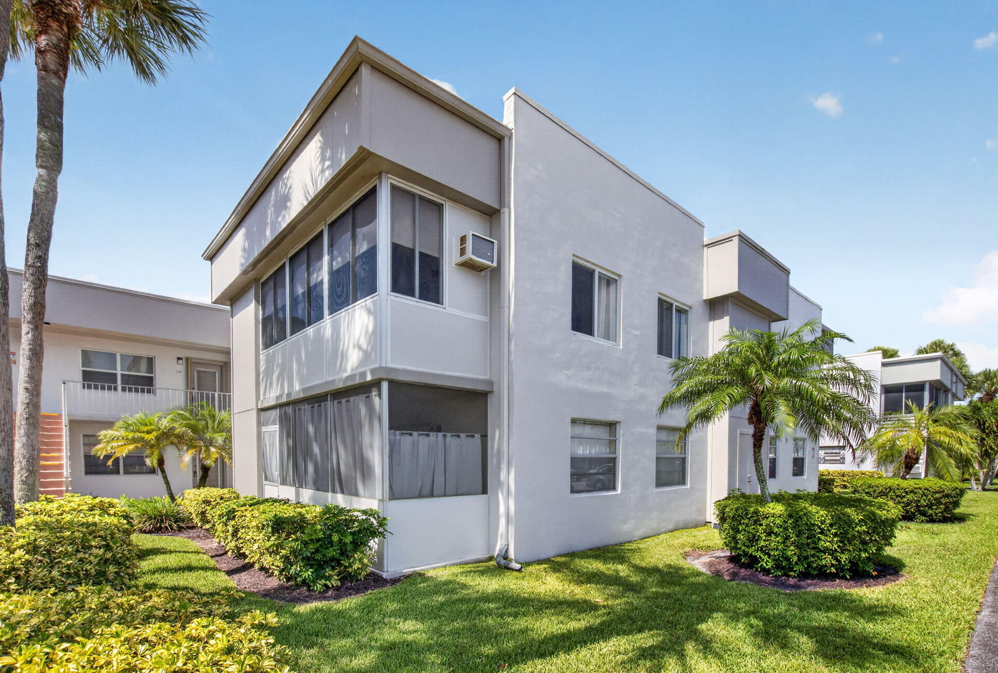 KINGS POINT NORMANDY COND - Residential