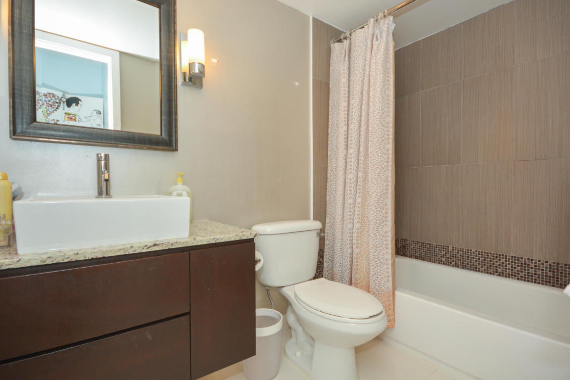 BOCA LINDA CONDO - Residential