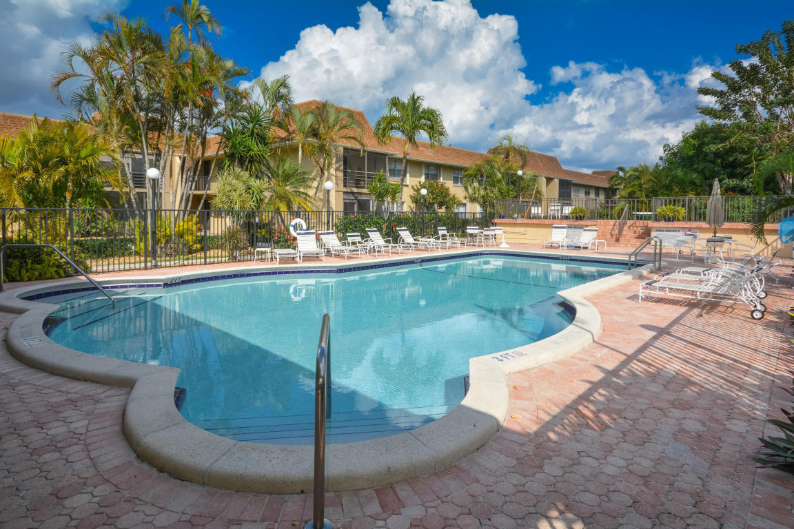 BOCA LINDA CONDO - Residential
