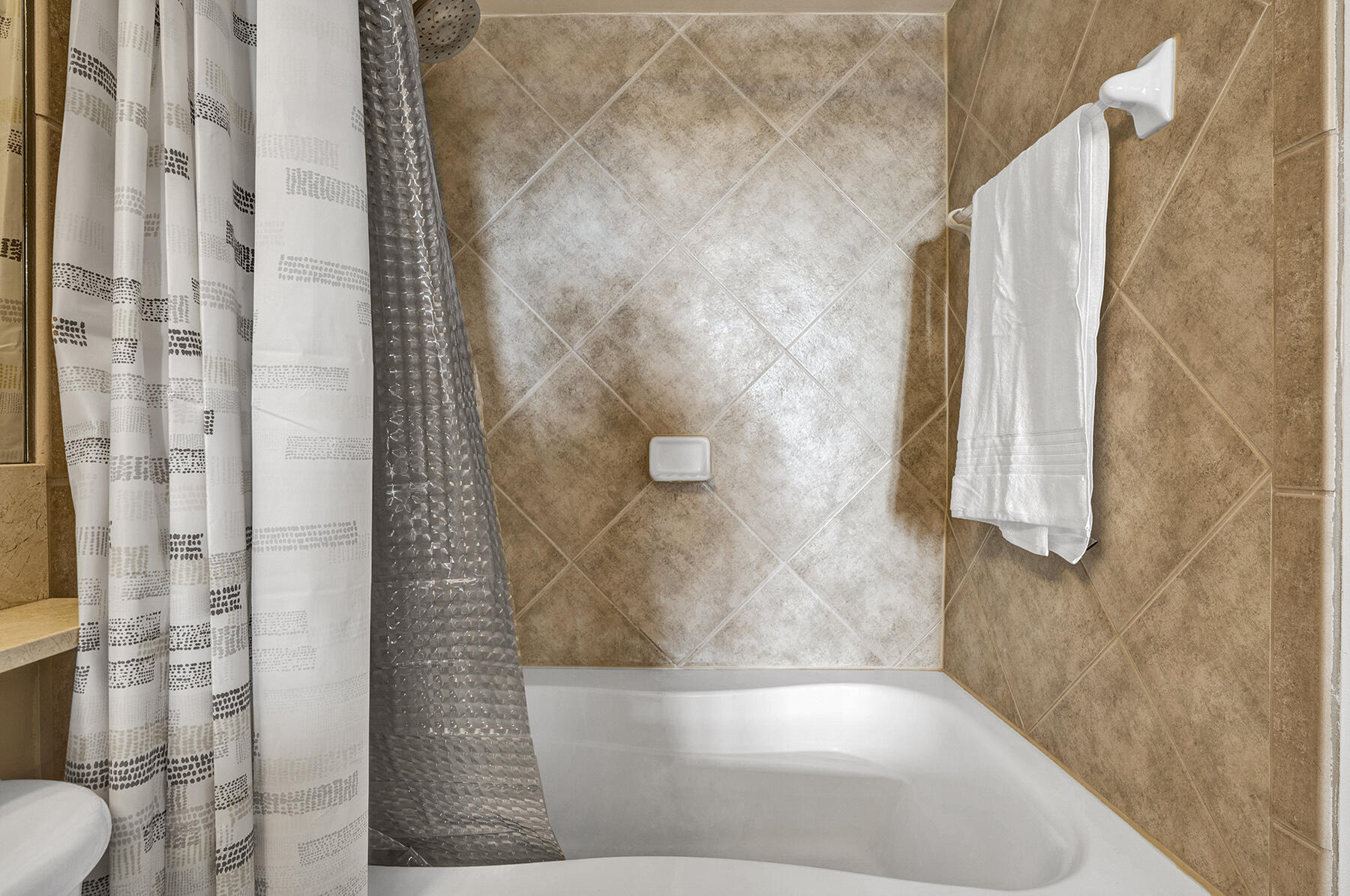MARINA VILLAGE AT BOYNTON BEACH CONDO - Residential Lease