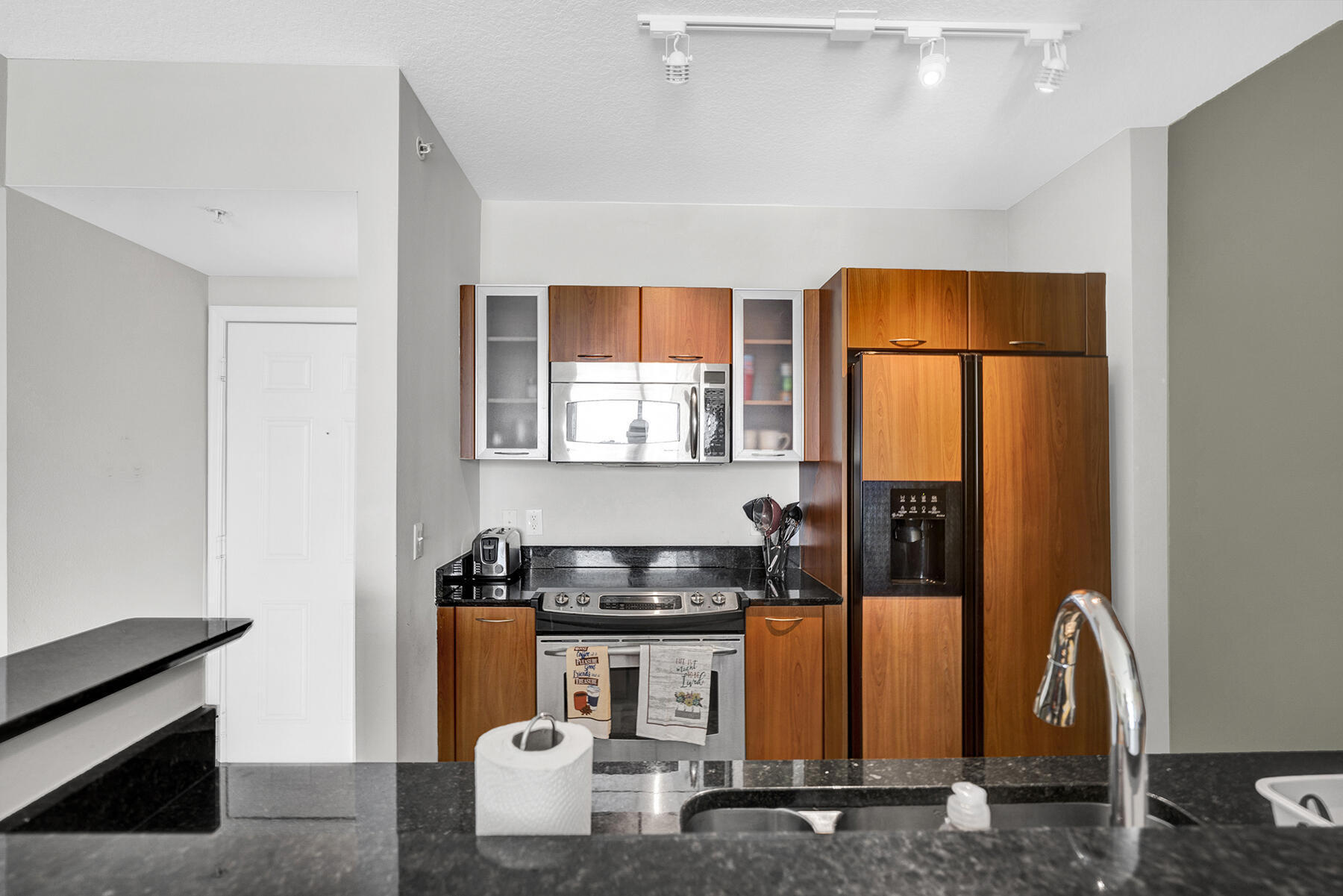 MARINA VILLAGE AT BOYNTON BEACH CONDO - Residential Lease