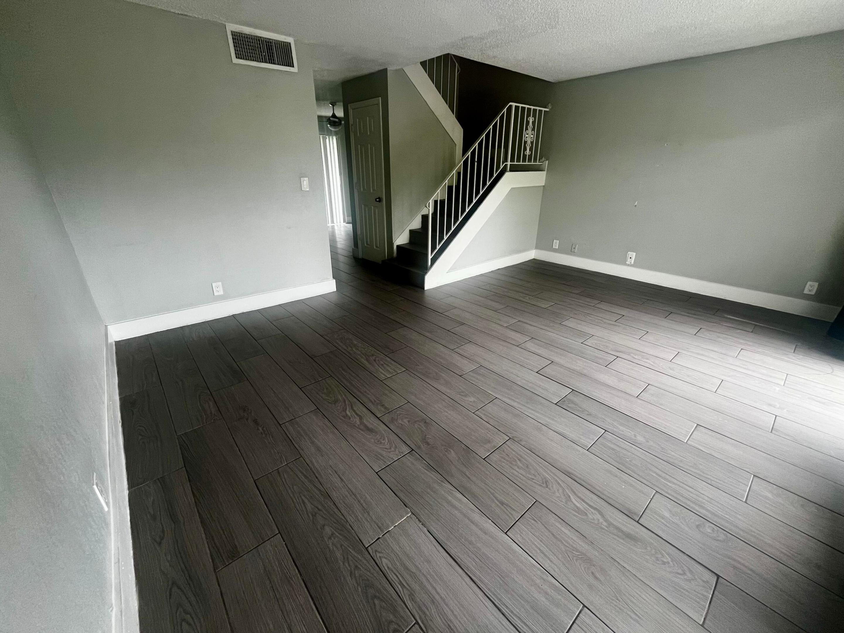 SANDPIPER VILLAGE CONDO - Residential Lease
