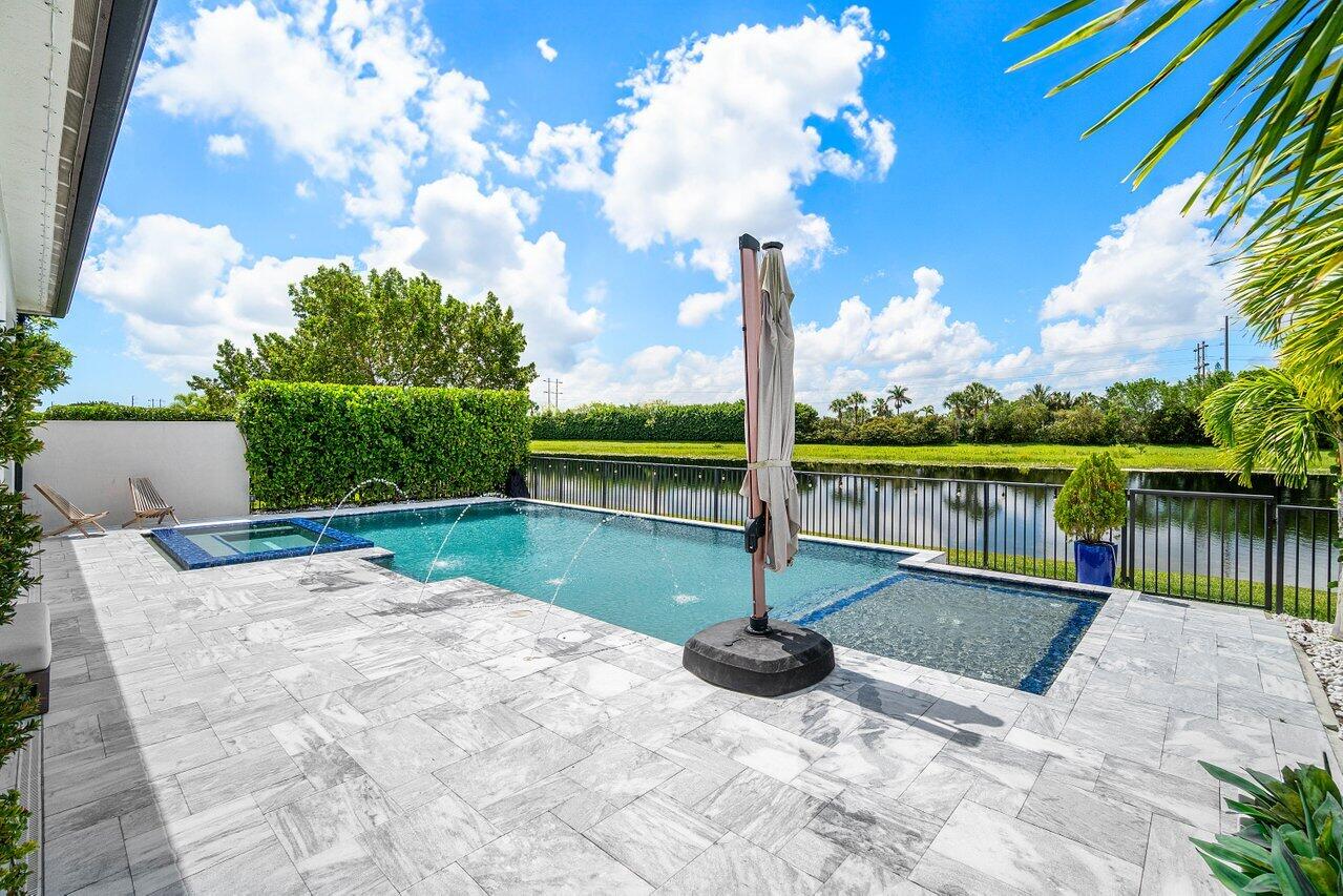 PALM MEADOWS ESTATES - Residential Lease