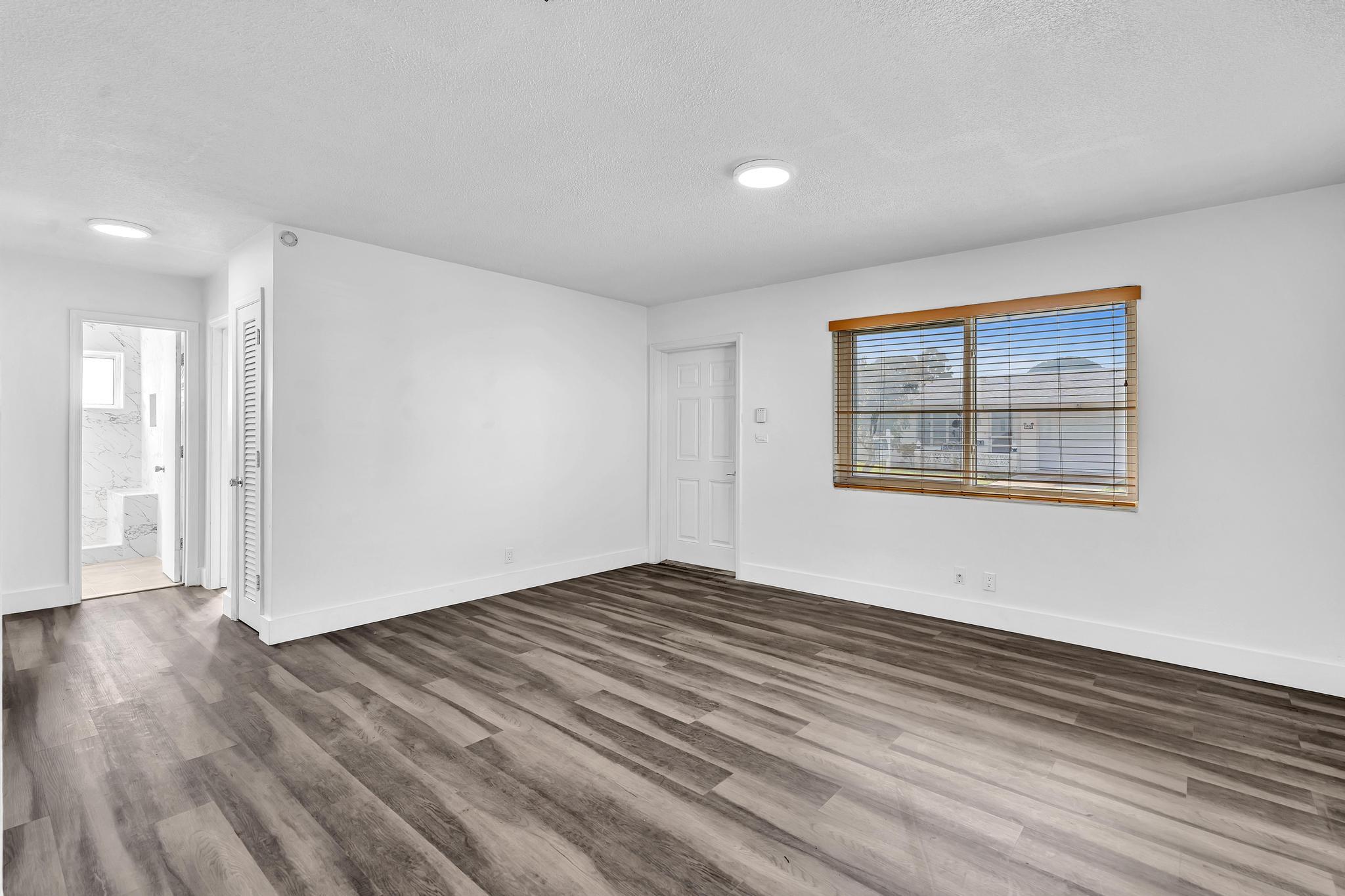 MAINLANDS OF TAMARAC LAKES - Residential