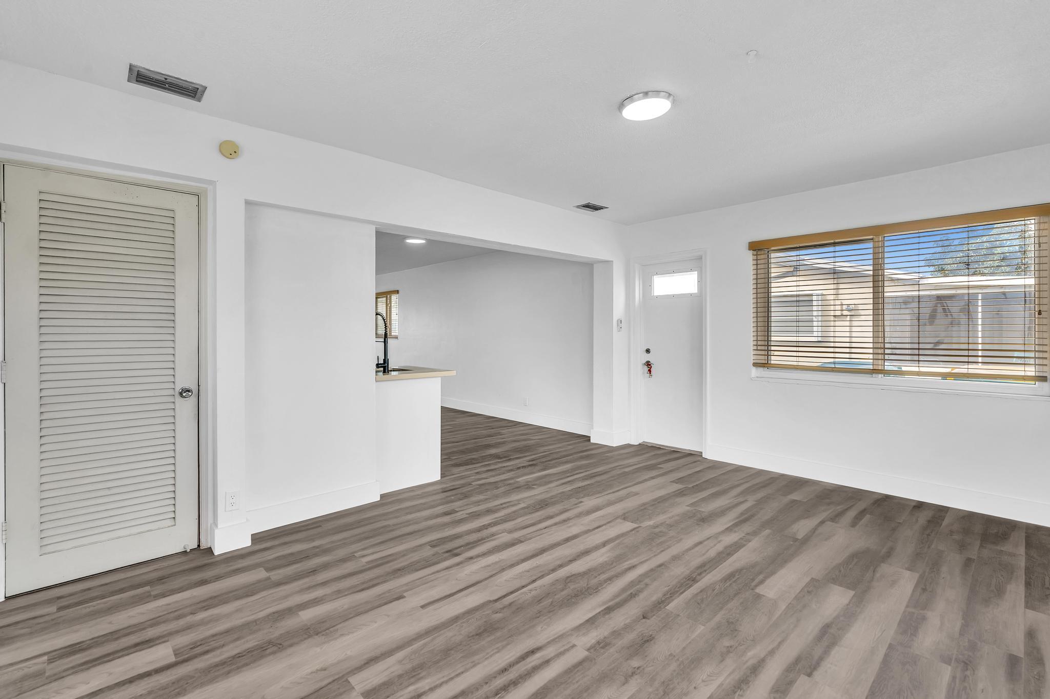 MAINLANDS OF TAMARAC LAKES - Residential