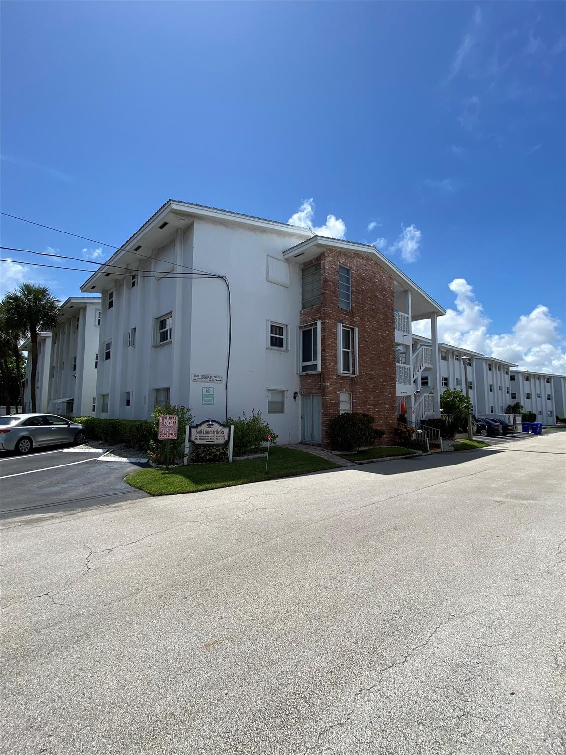 SOUTH LEISURE BY THE SEA CONDO - Residential