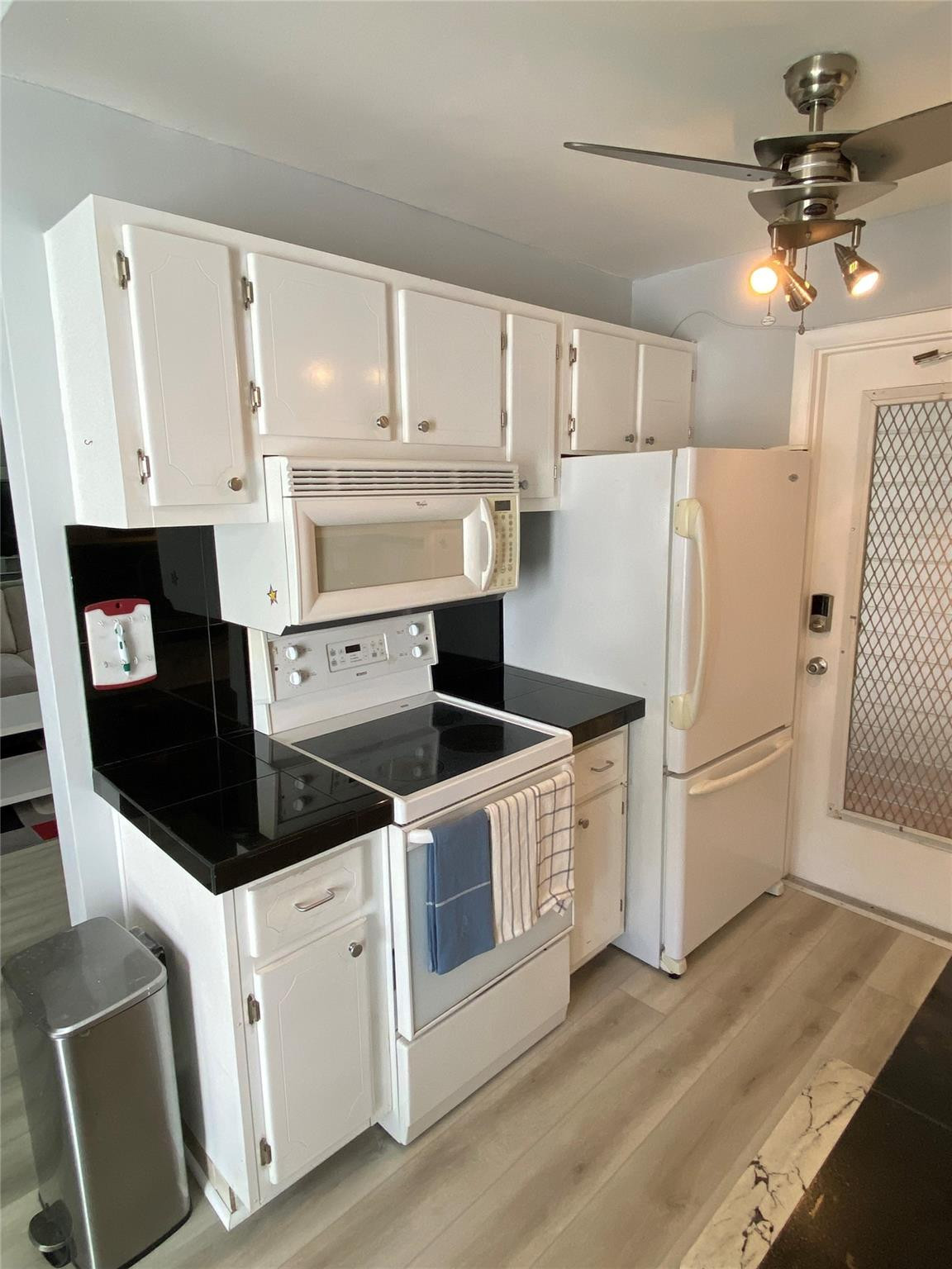 SOUTH LEISURE BY THE SEA CONDO - Residential