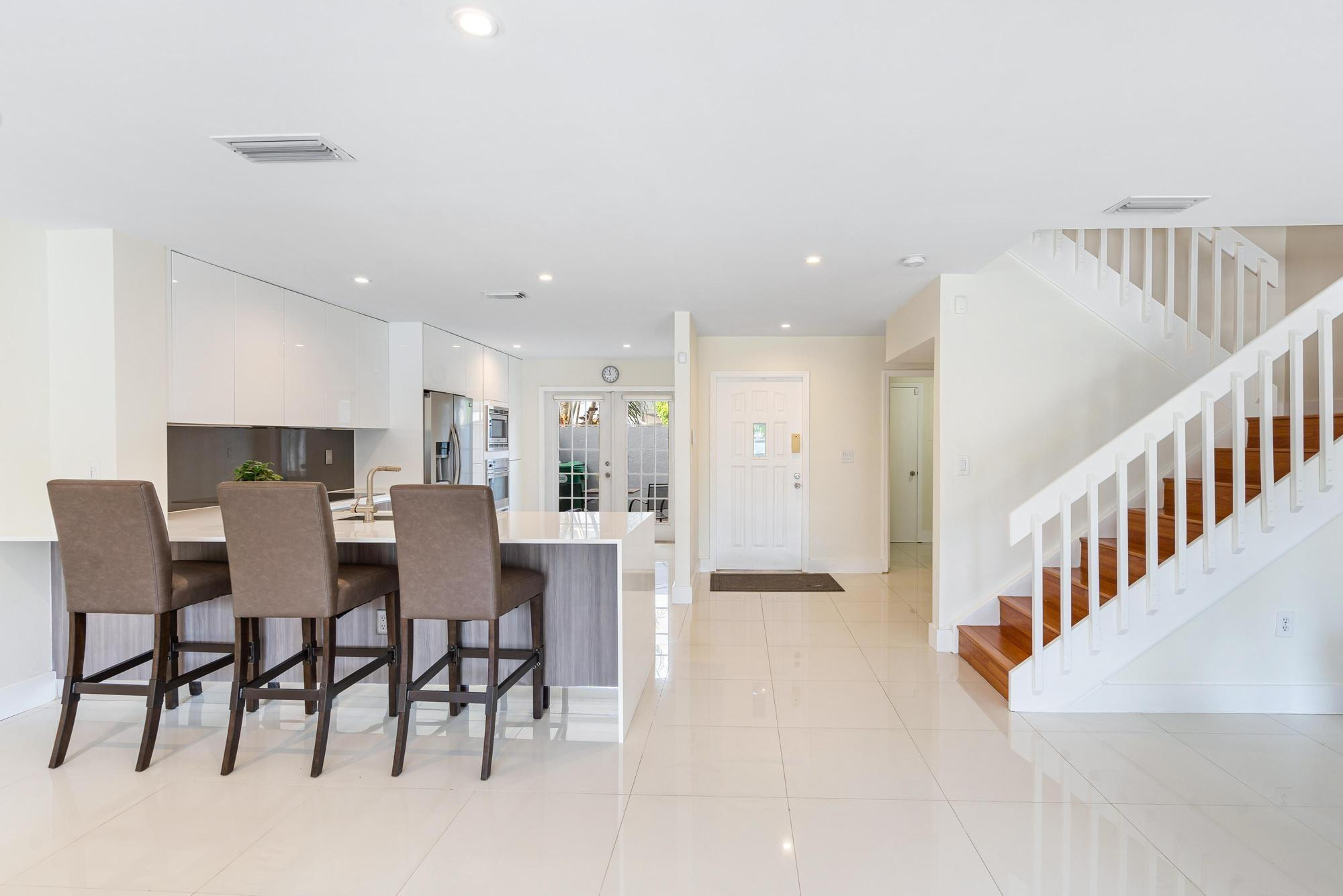 La Jolla West - Residential Lease