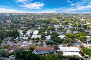PINE CREST AMENDED PLAT - Residential Lease
