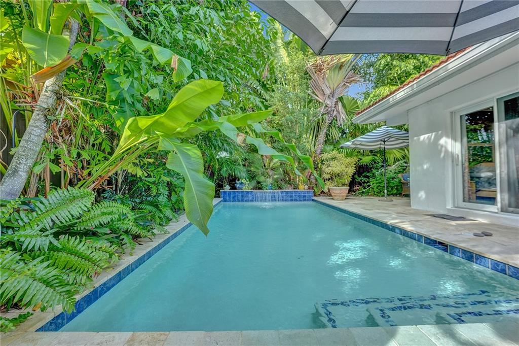 Middle River Manor Add 38 - Residential