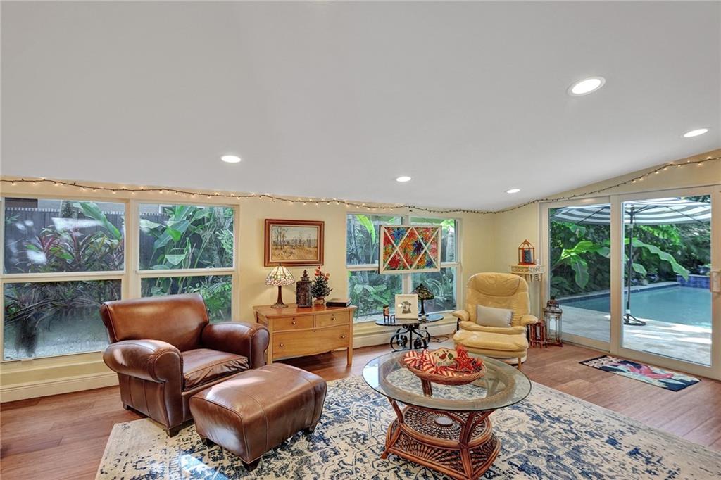 Middle River Manor Add 38 - Residential