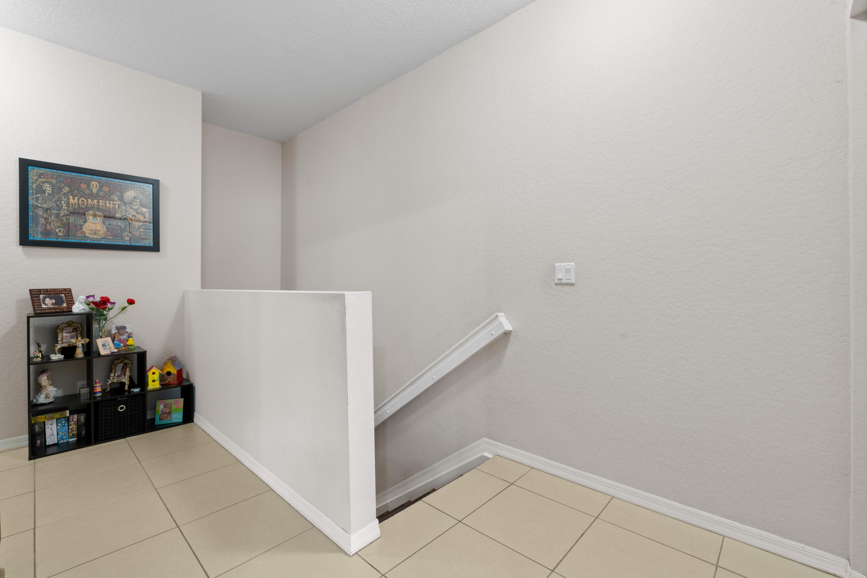 MAGNOLIA BAY CONDOMIMIUM - Residential