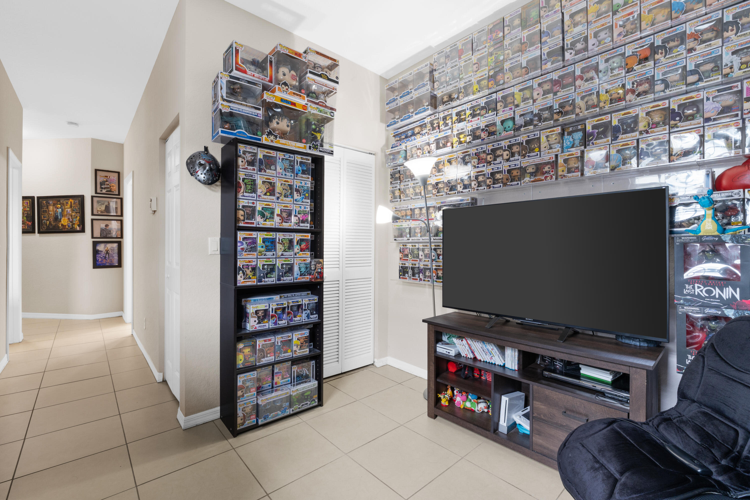 MAGNOLIA BAY CONDOMIMIUM - Residential