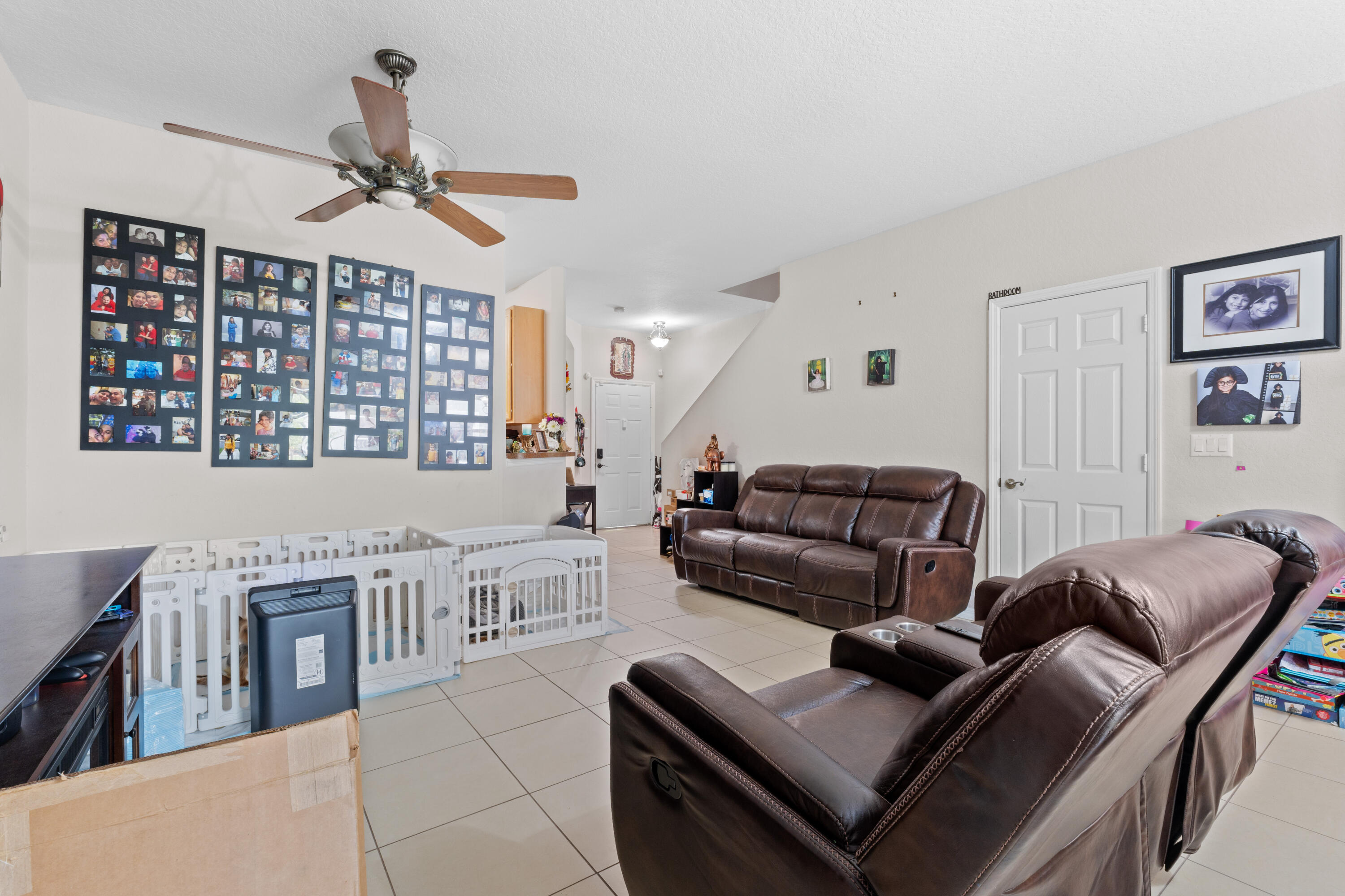 MAGNOLIA BAY CONDOMIMIUM - Residential
