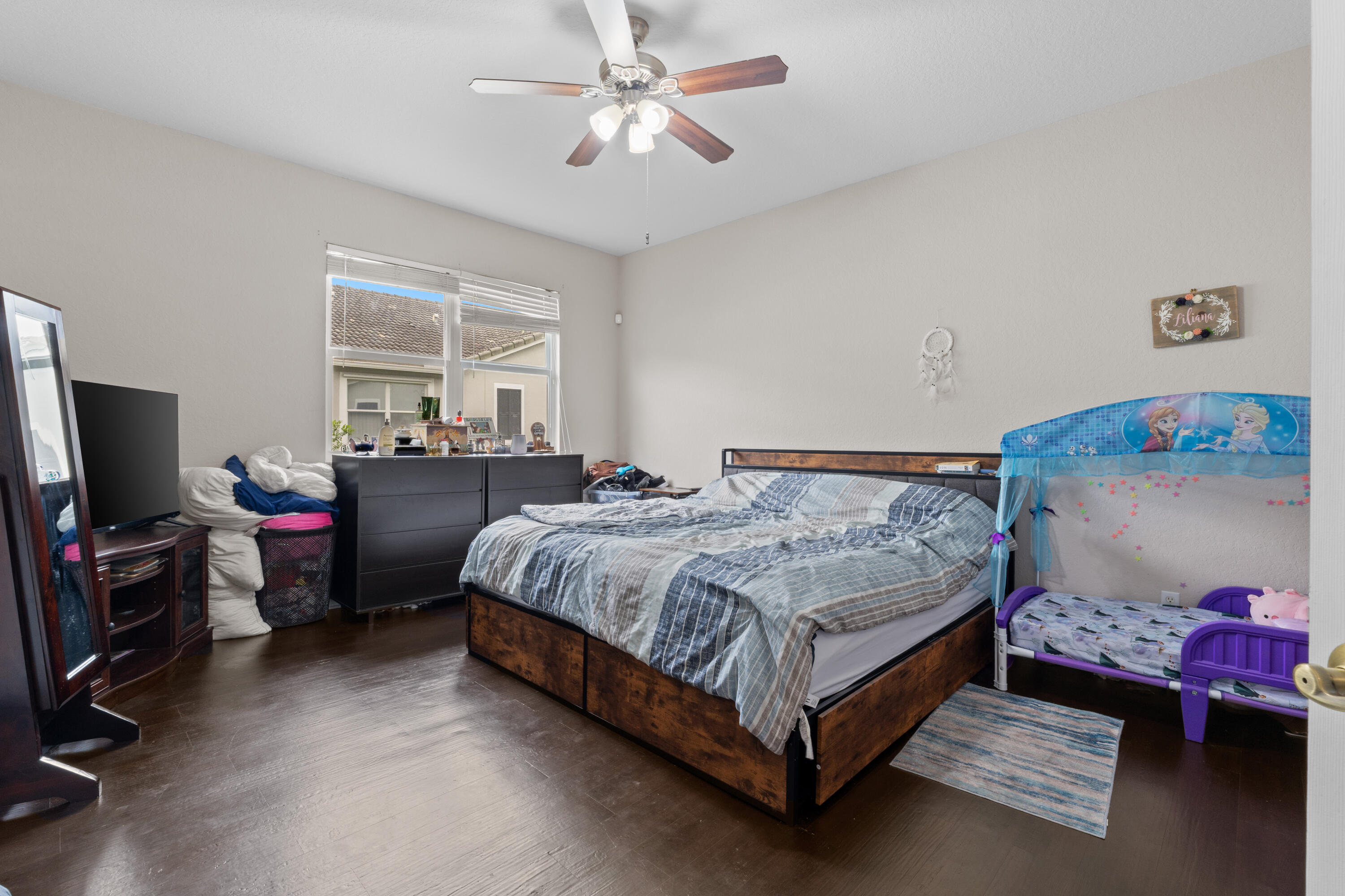 MAGNOLIA BAY CONDOMIMIUM - Residential