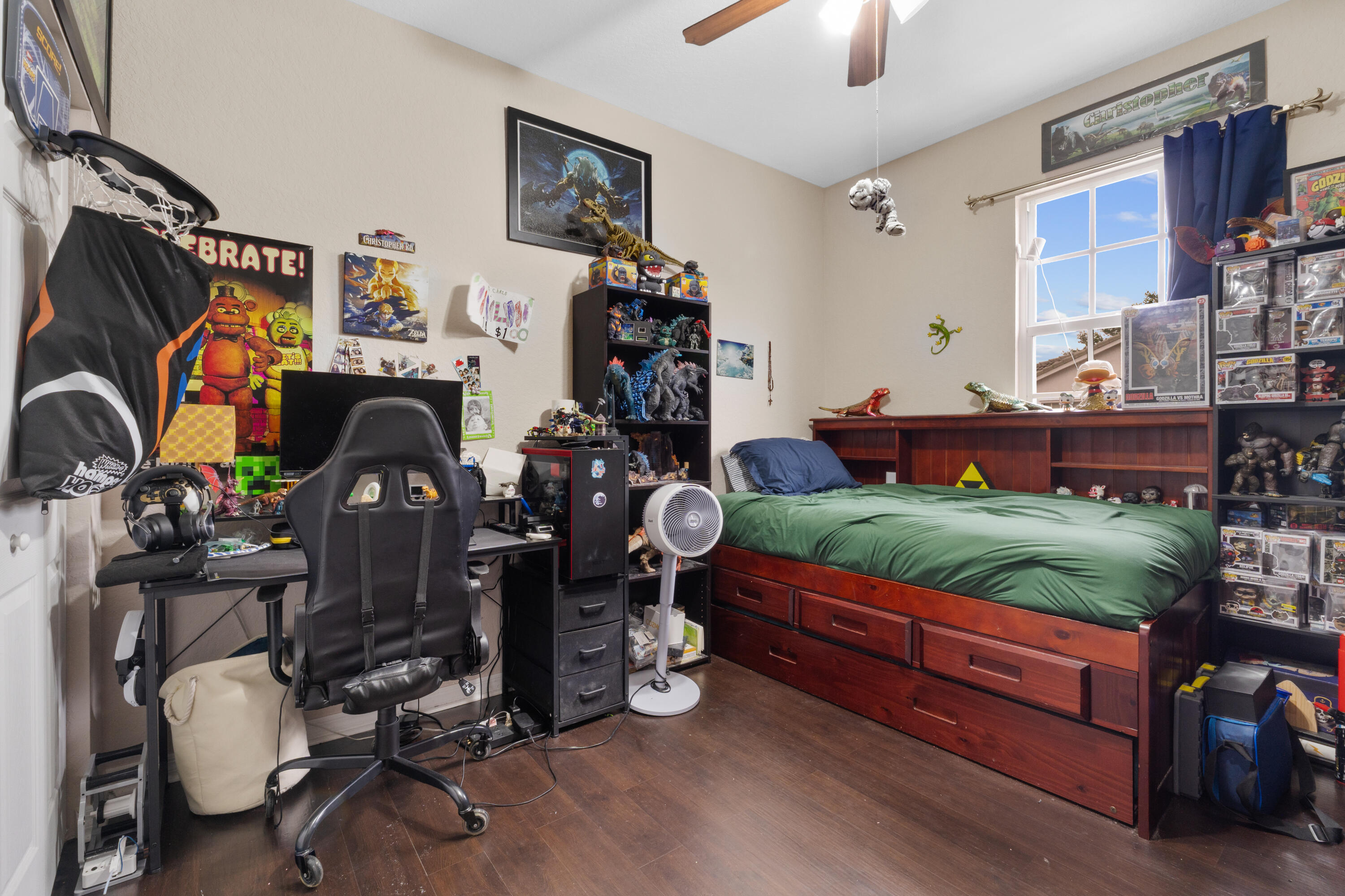 MAGNOLIA BAY CONDOMIMIUM - Residential