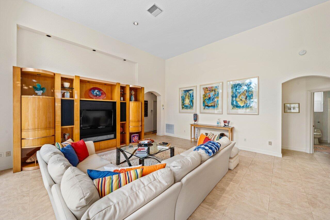 Regents Square - Residential