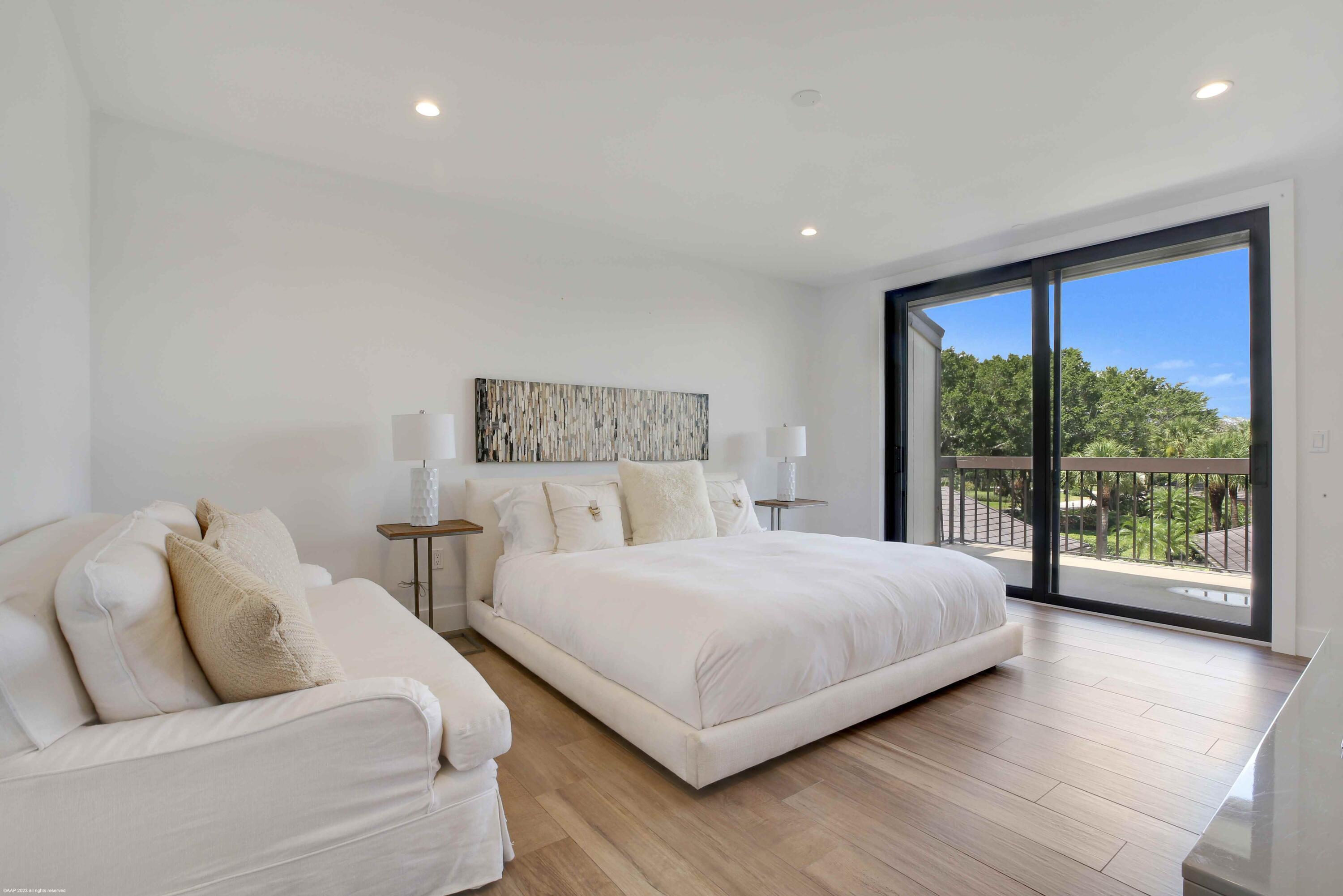 POLO ISLAND CONDO - Residential