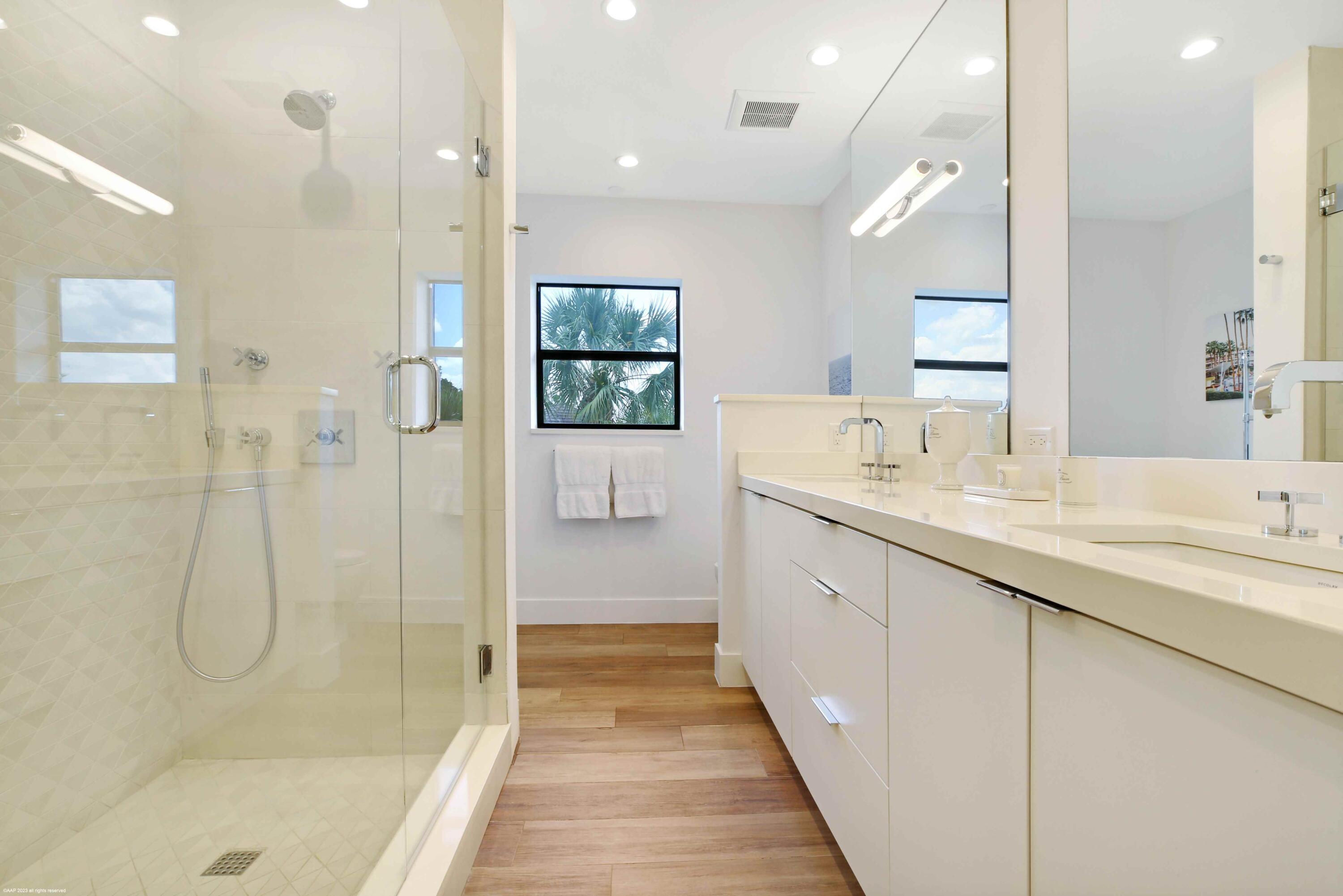 POLO ISLAND CONDO - Residential