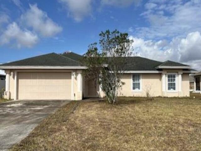 3 bedrooms, 2 bath, 1,571 square foot single home sitting on 9,918 square foot corner lot. It will need repairs but has so much potential. Make it your own. Jump on this great deal before its gone! All buyers are responsible to confirm City, County, Zoning, Tax, and other records to their satisfaction before bidding. No inspection contingencies in contract. Absolutely no repairs before closing. This property is sold As-Is. This is a REO auction property.