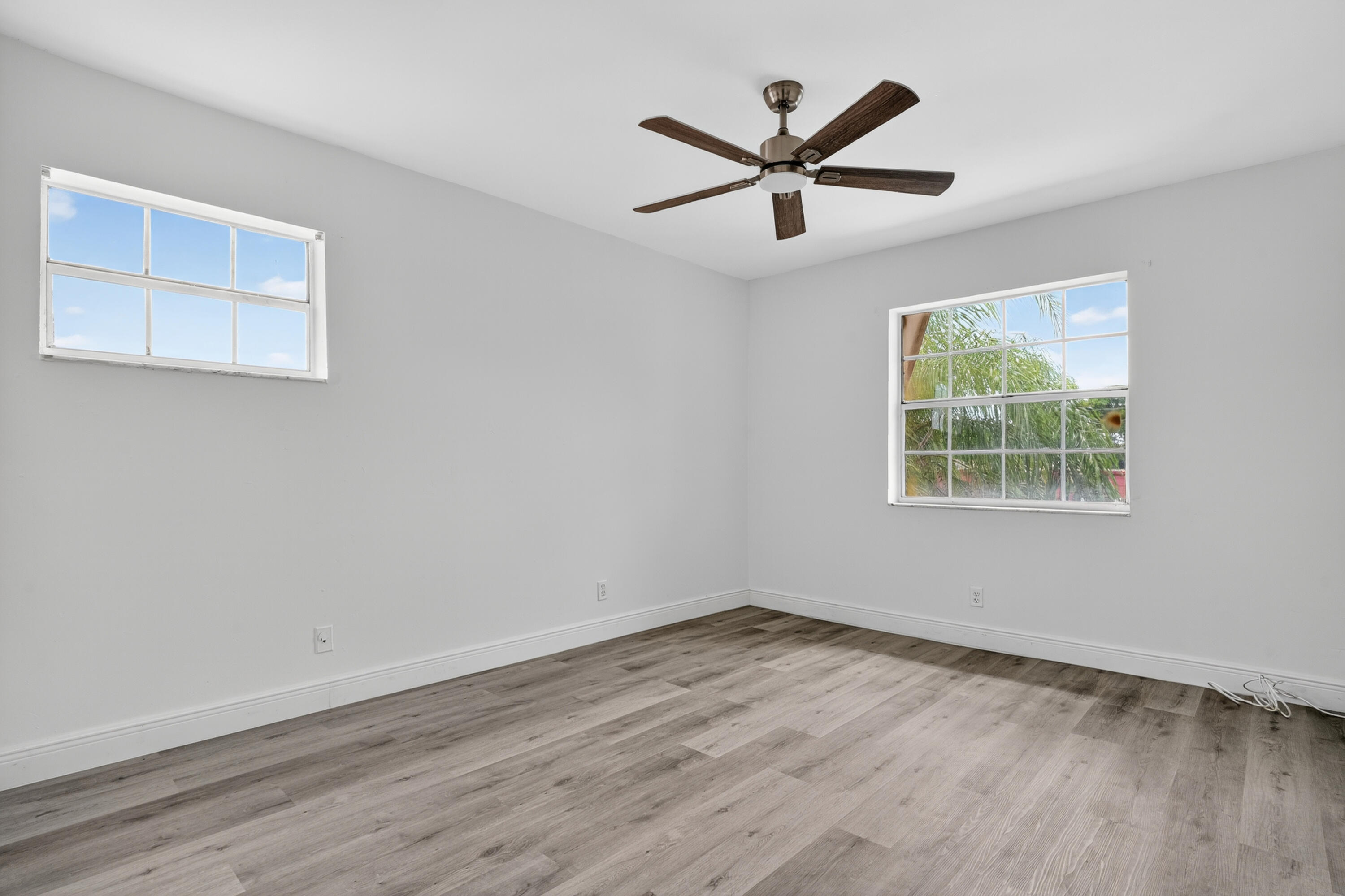 BROOKFIELD GARDENS CONDO FOUR - Residential