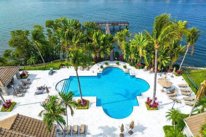 HIGHLAND BEACH CLUB CONDO - Residential