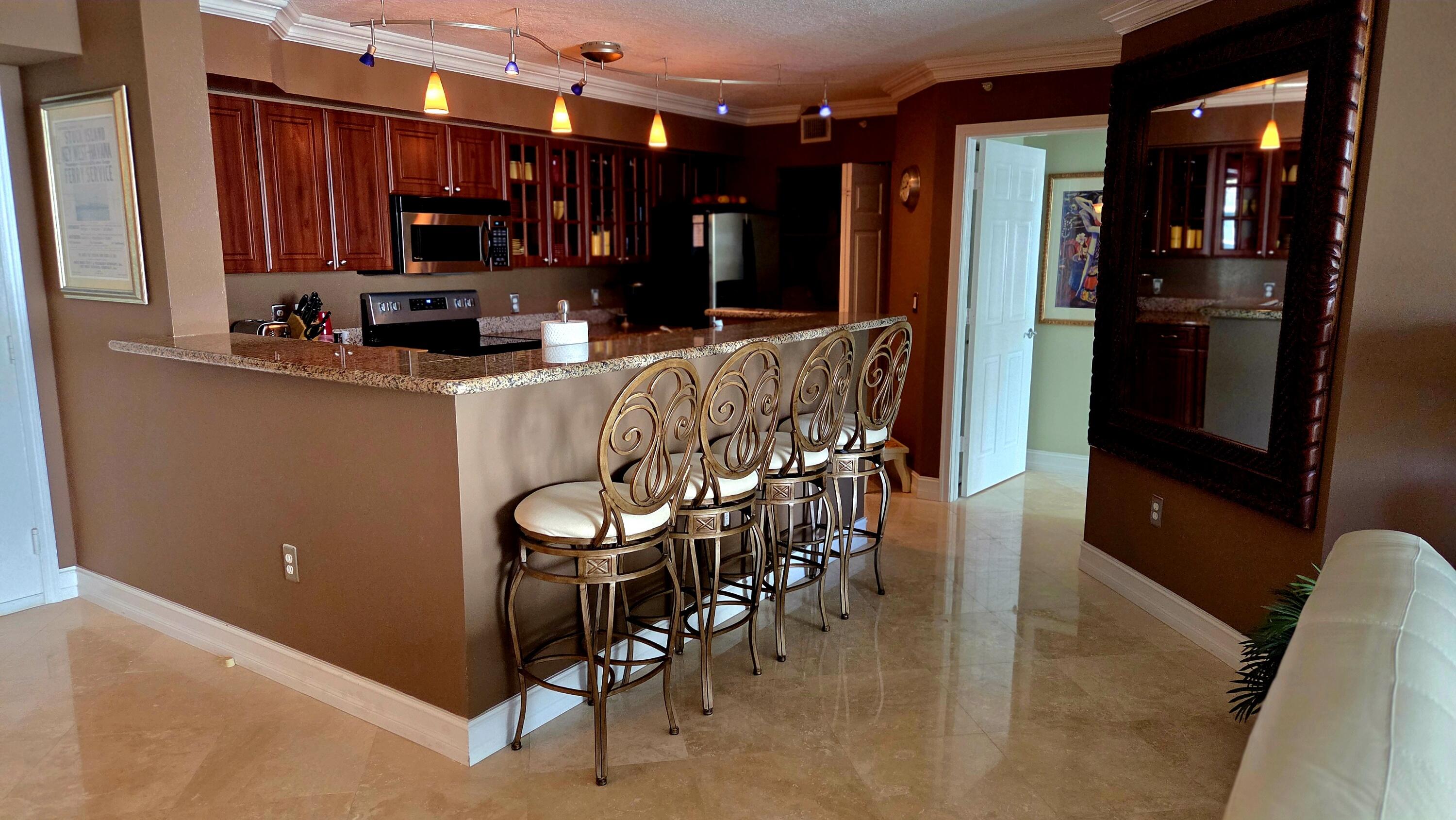 HIGHLAND BEACH CLUB CONDO - Residential