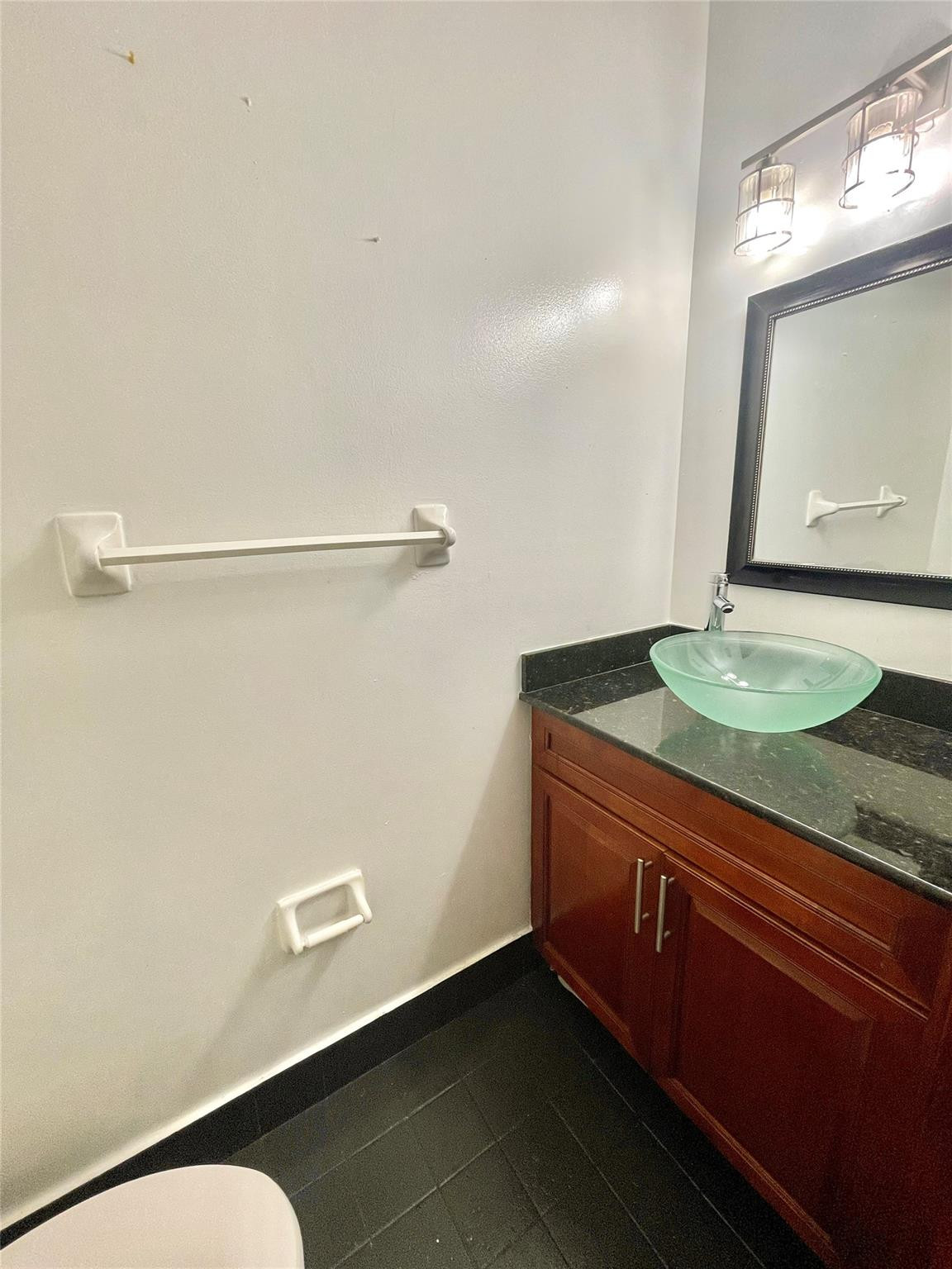 AVALON - Residential Lease