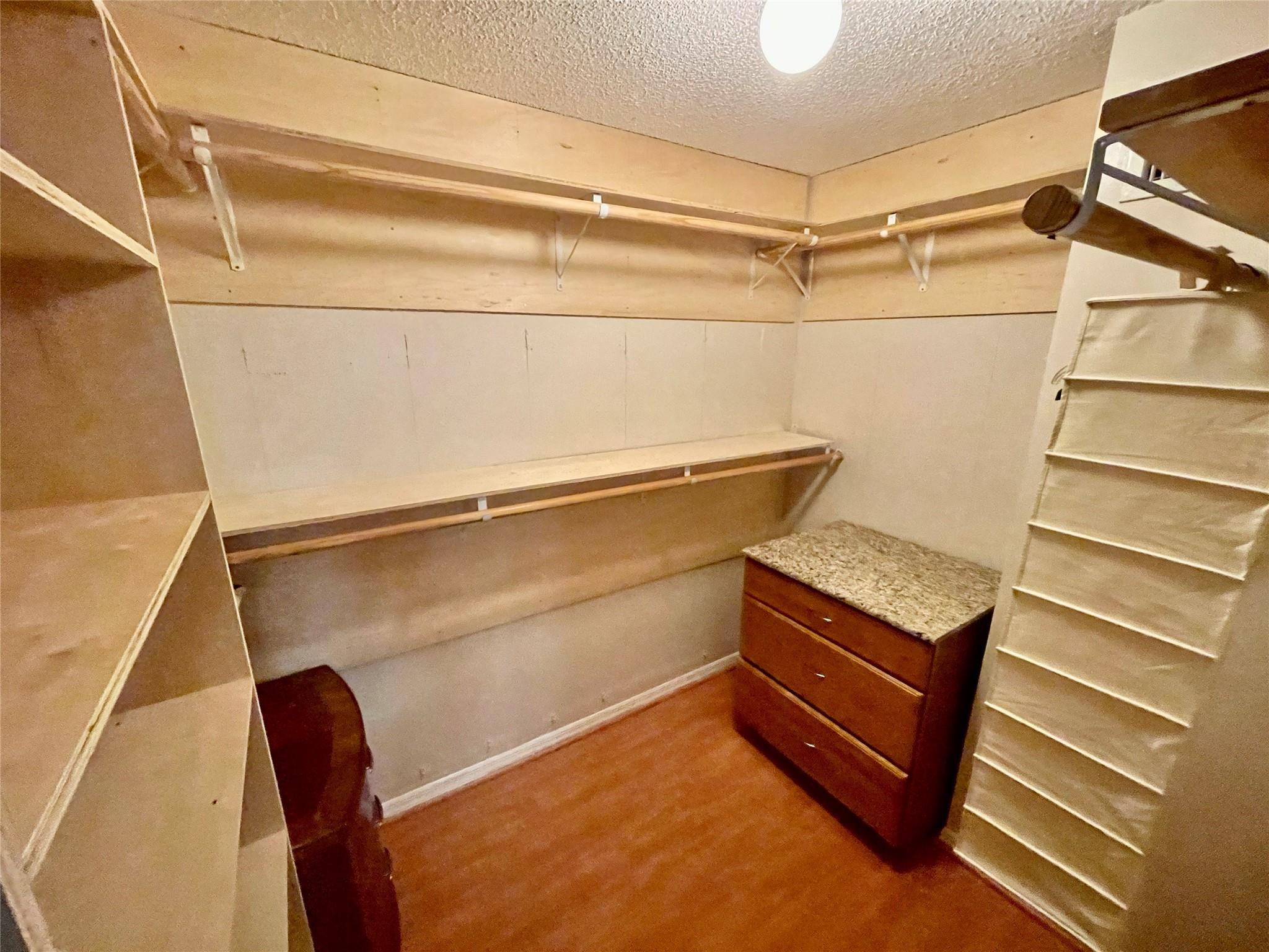 AVALON - Residential Lease