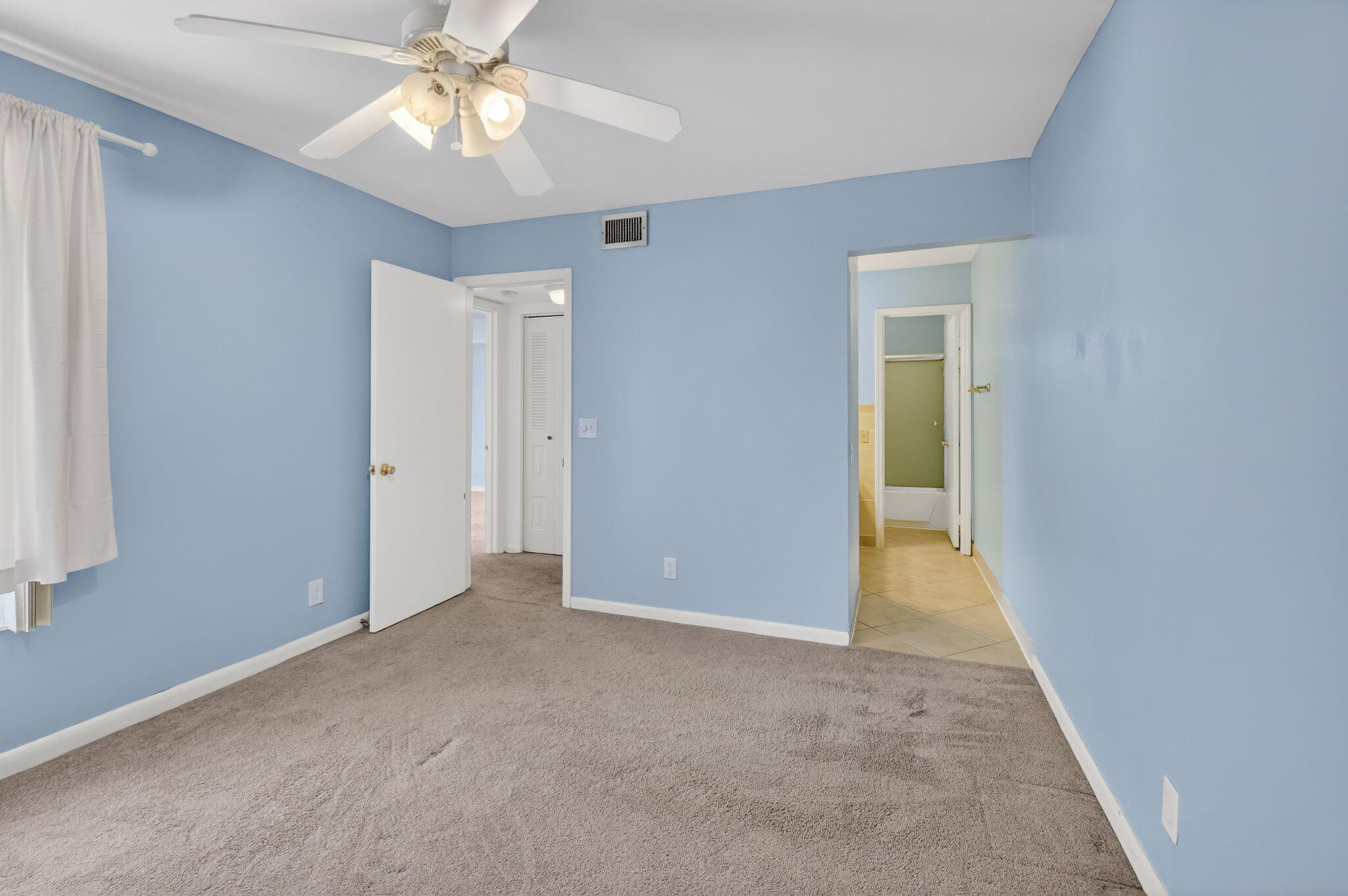 COURTYARDS AT BOCA I - Residential