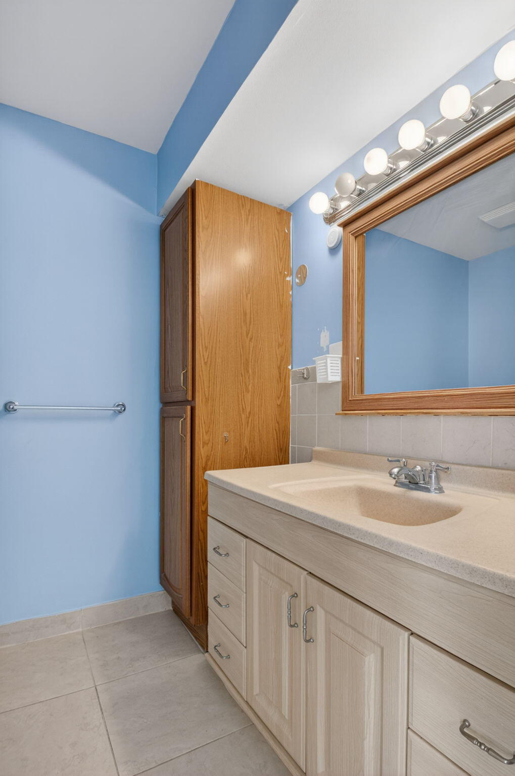 COURTYARDS AT BOCA I - Residential
