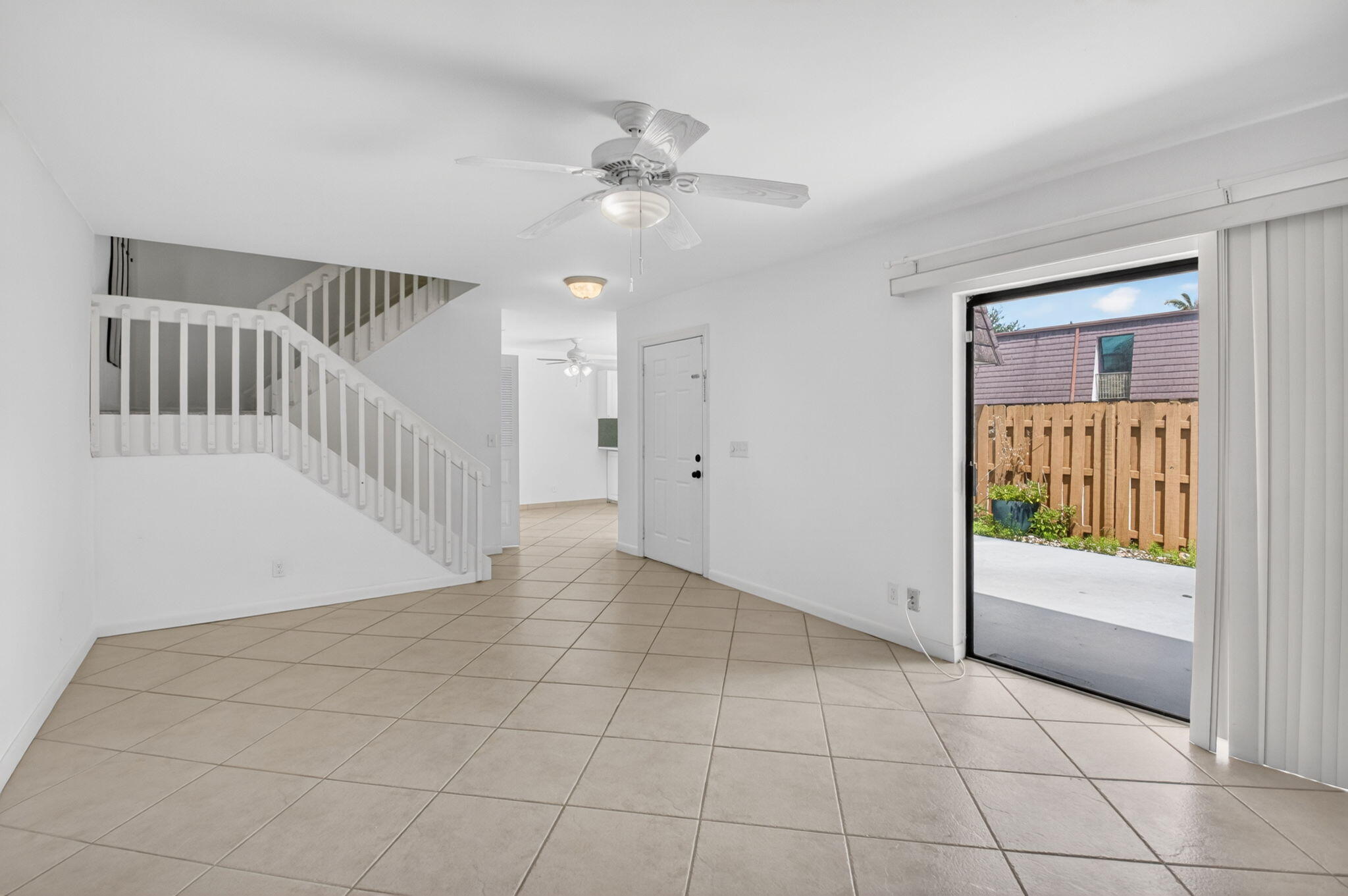 COURTYARDS AT BOCA I - Residential