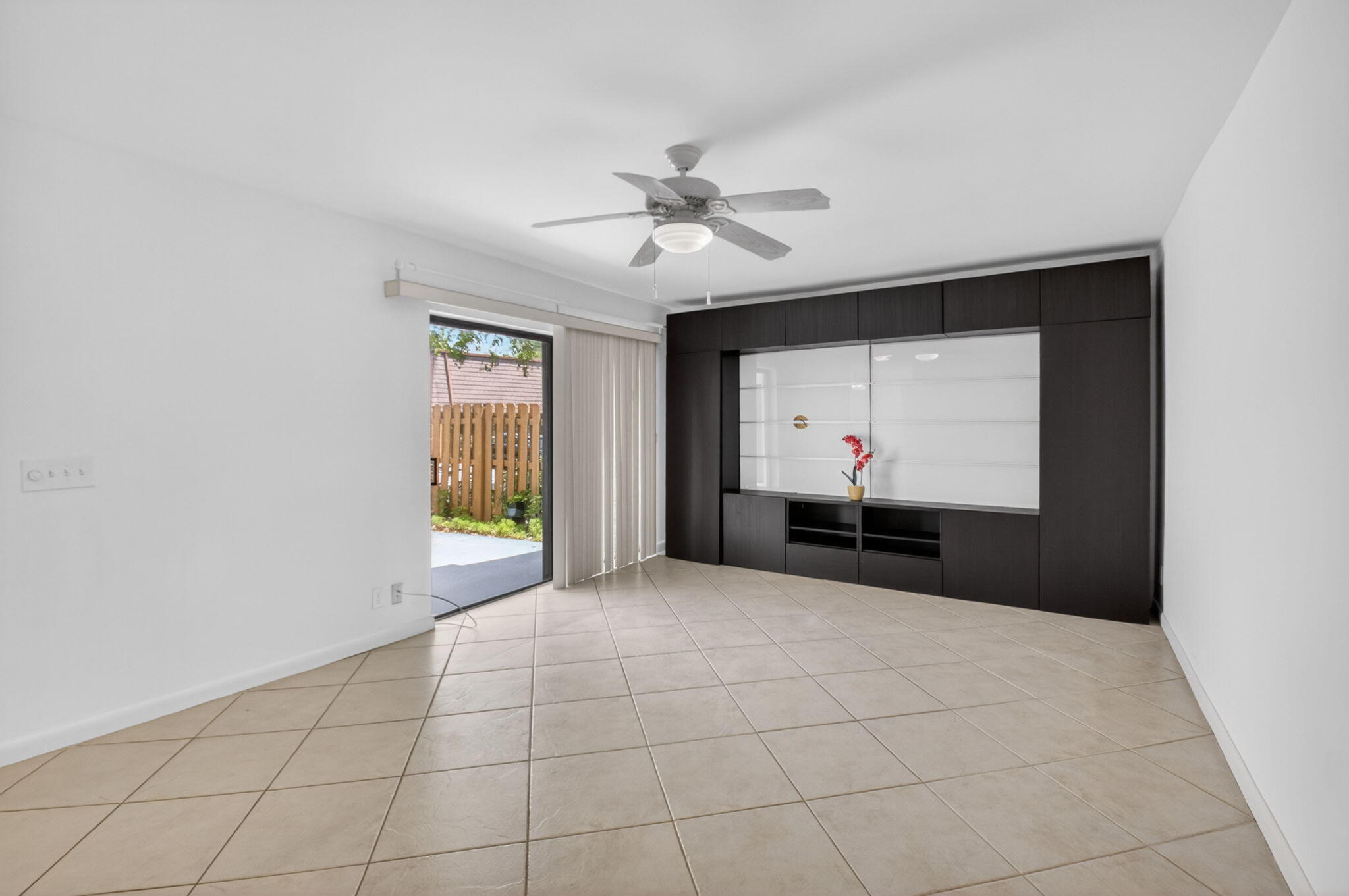 COURTYARDS AT BOCA I - Residential