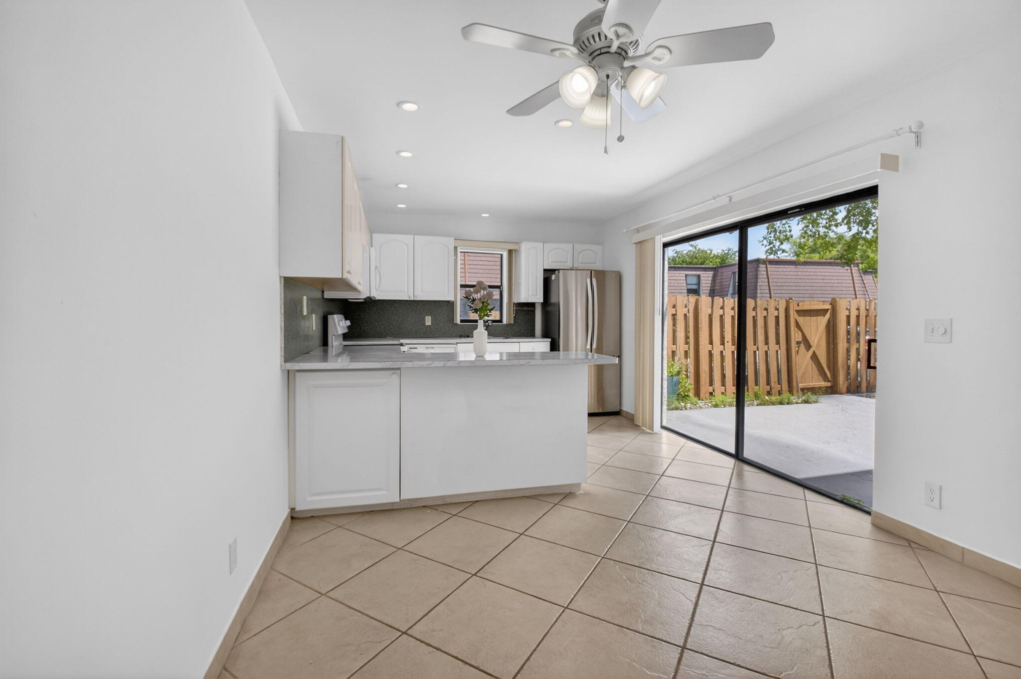 COURTYARDS AT BOCA I - Residential