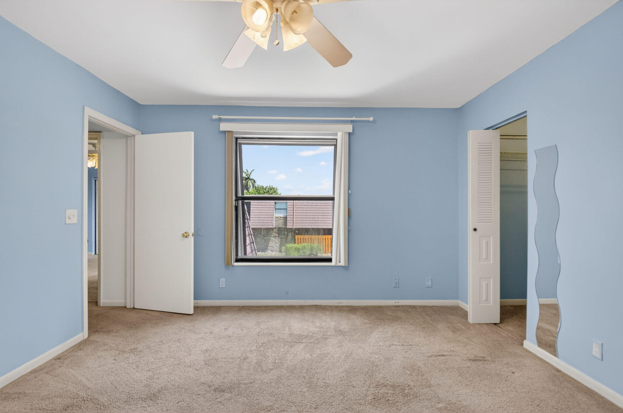 COURTYARDS AT BOCA I - Residential