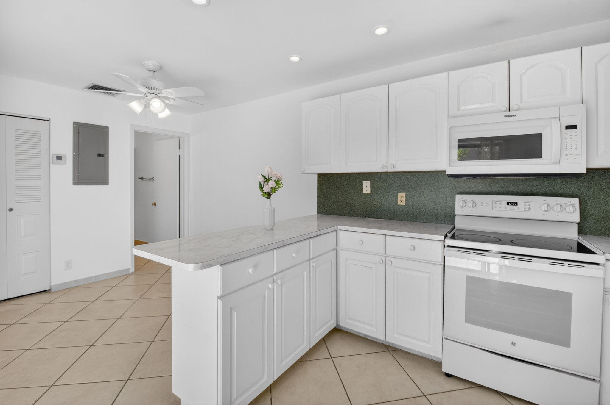 COURTYARDS AT BOCA I - Residential