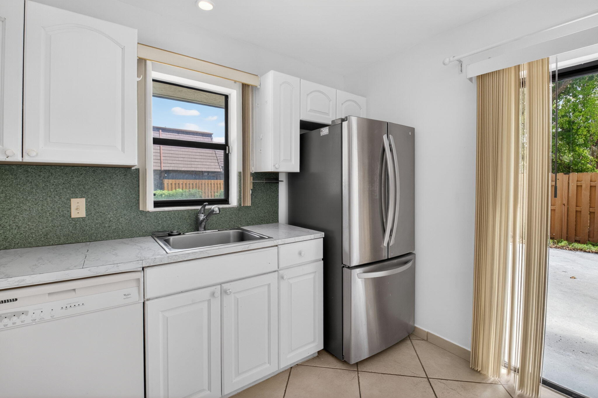 COURTYARDS AT BOCA I - Residential