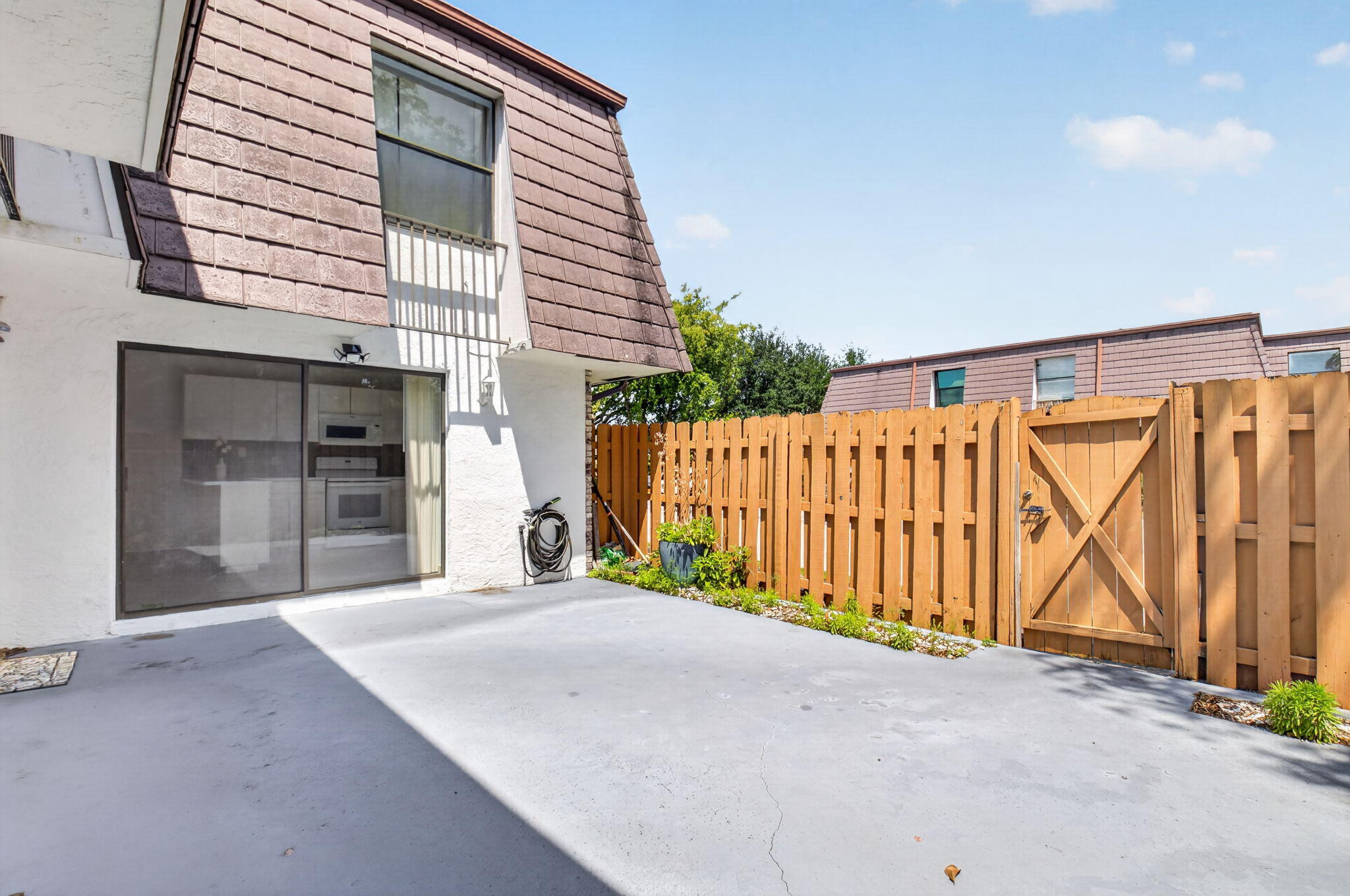 COURTYARDS AT BOCA I - Residential