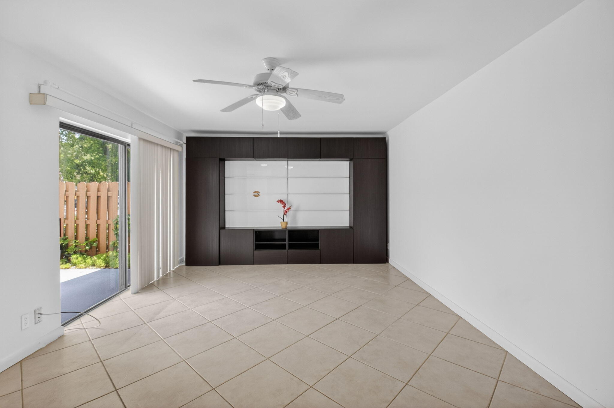 COURTYARDS AT BOCA I - Residential
