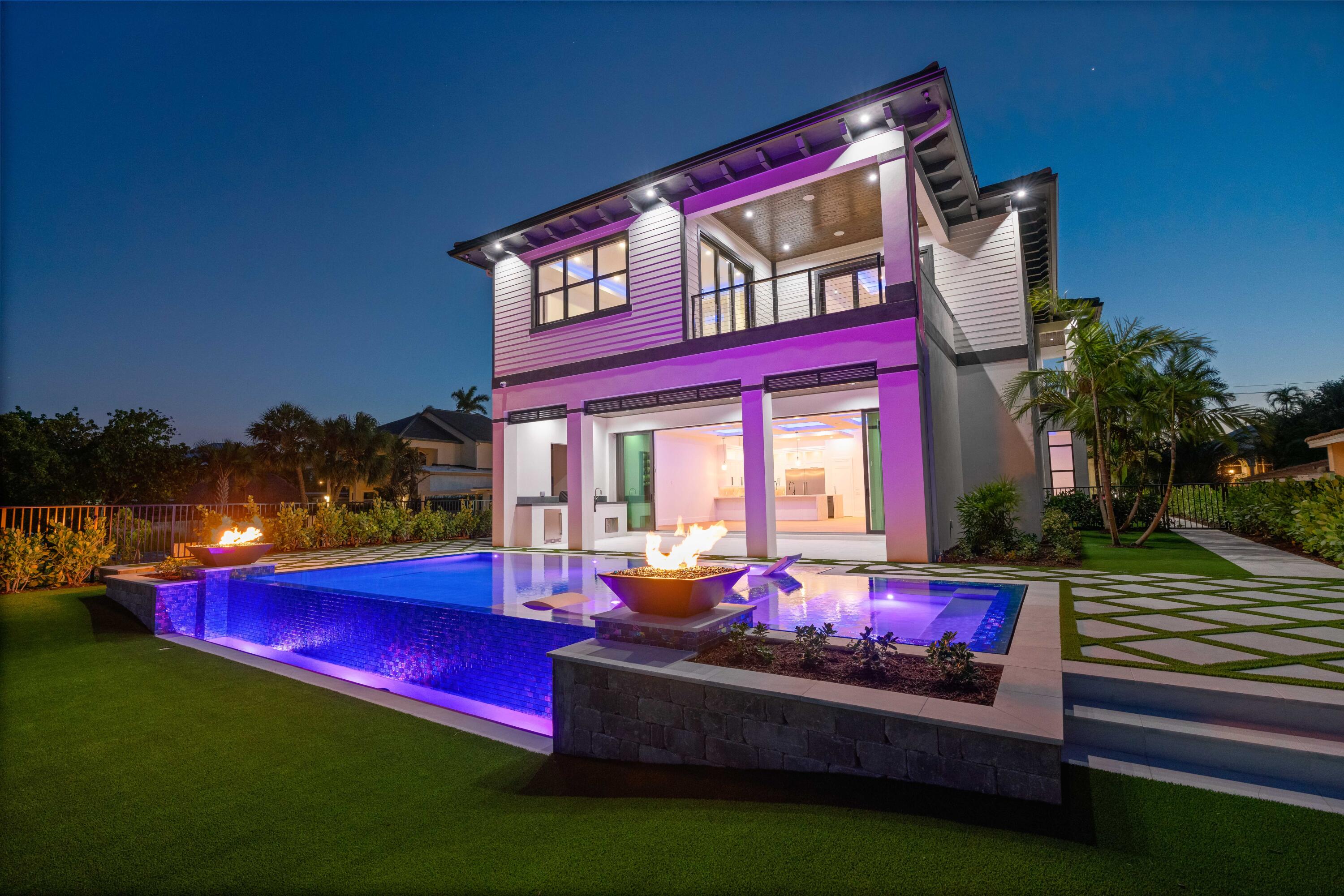 LAKE SHORES LANTANA - Residential