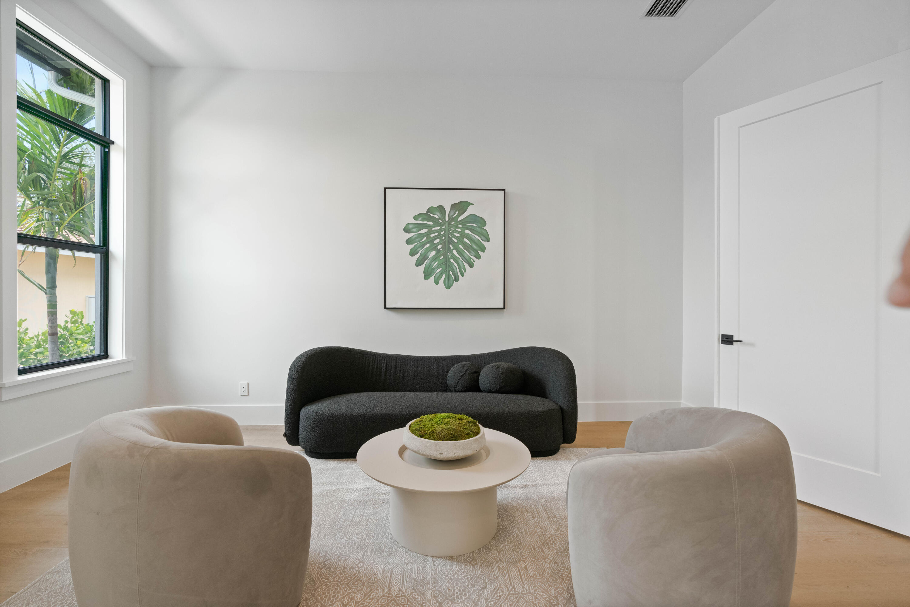 LAKE SHORES LANTANA - Residential