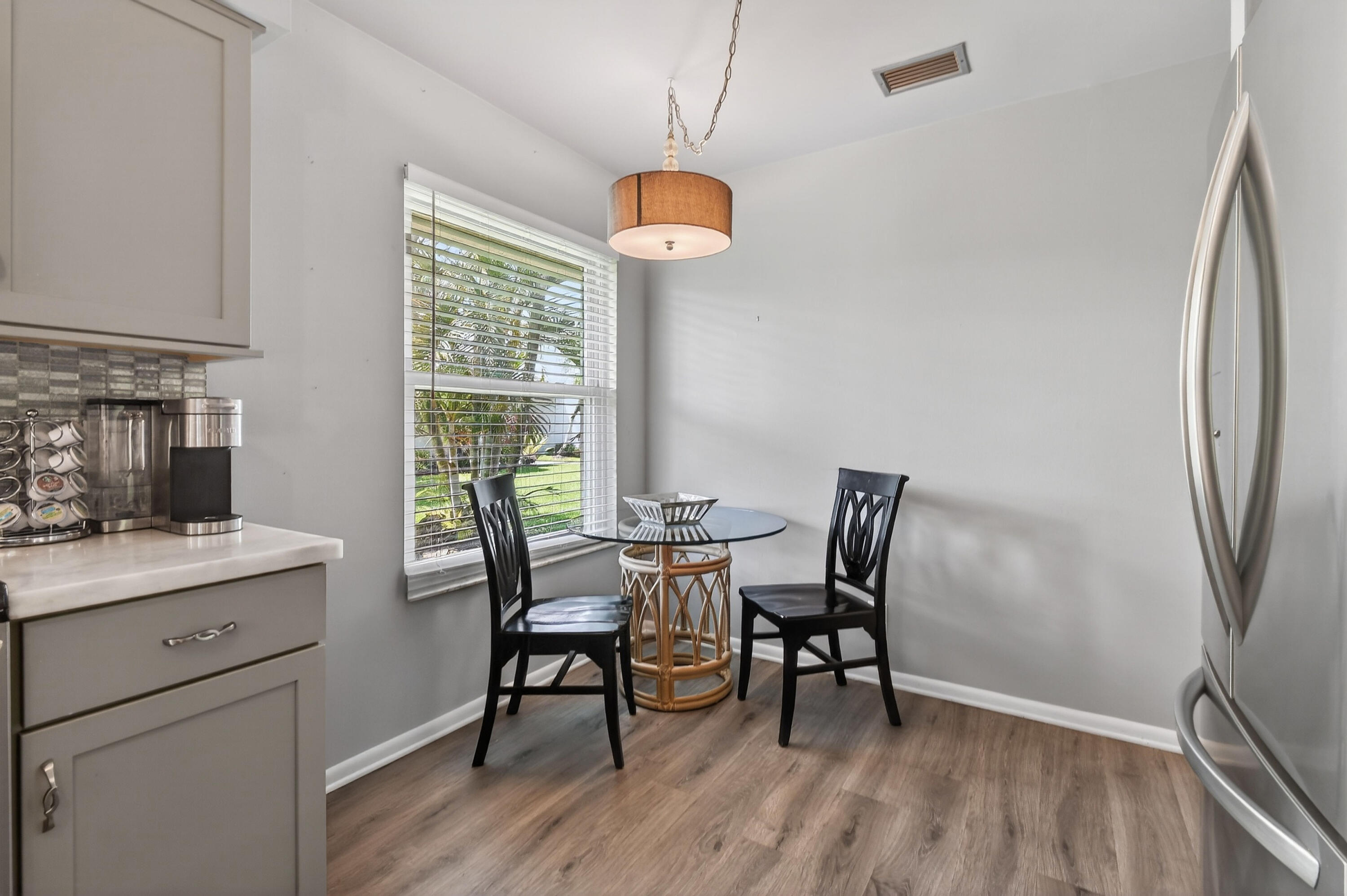 EASTPOINTE SUB 9 - Residential Lease