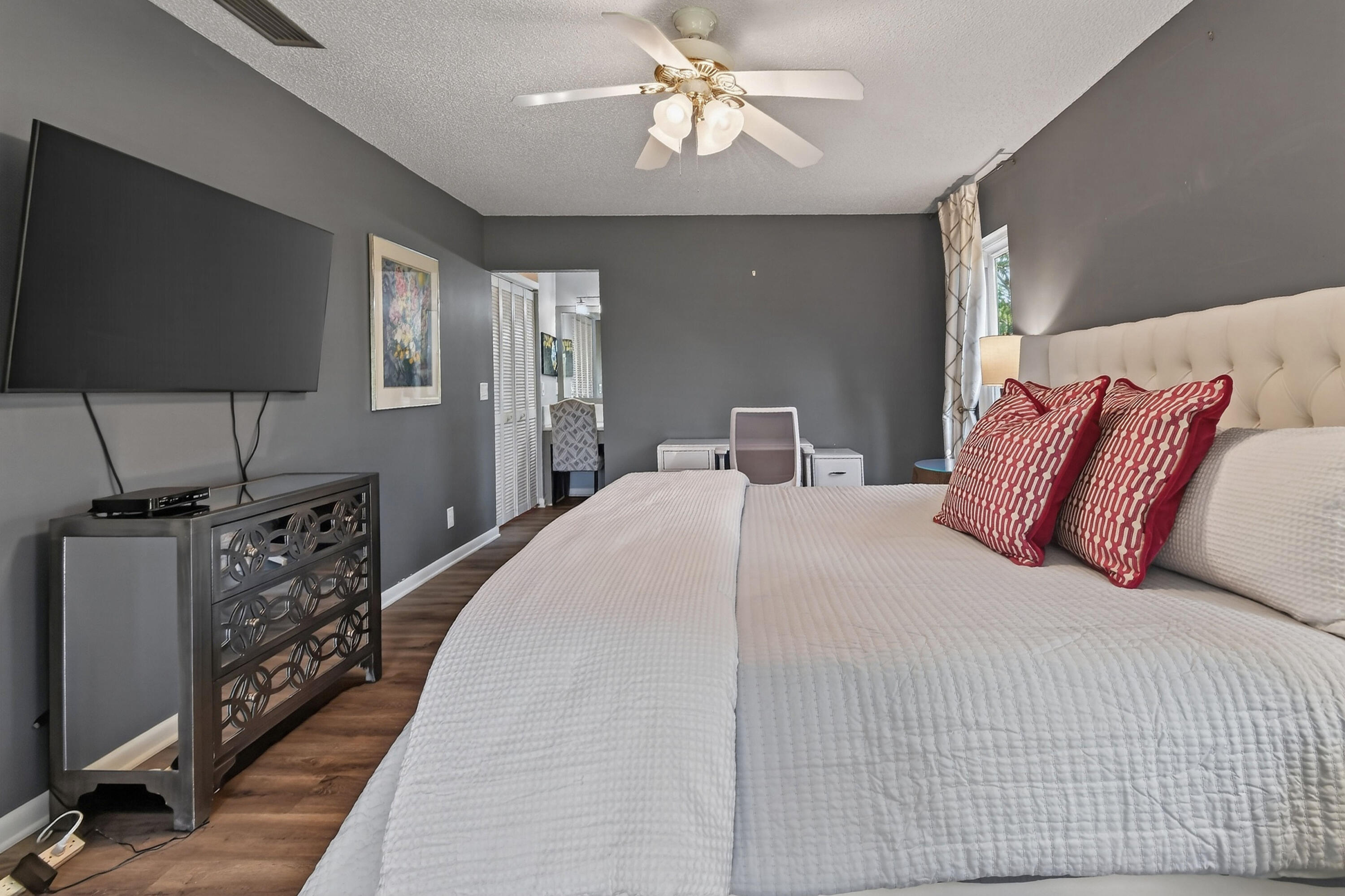 EASTPOINTE SUB 9 - Residential Lease