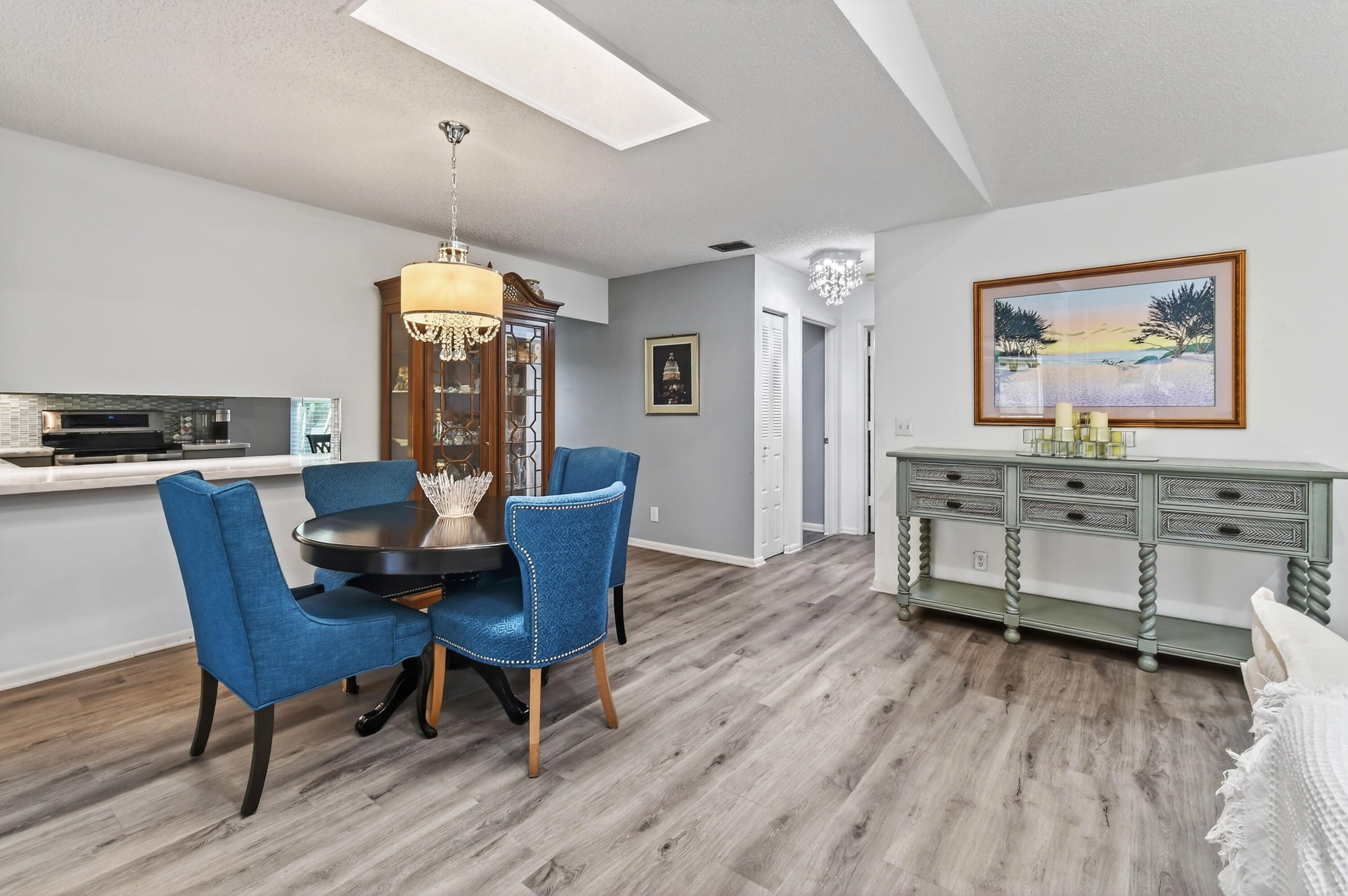 EASTPOINTE SUB 9 - Residential Lease