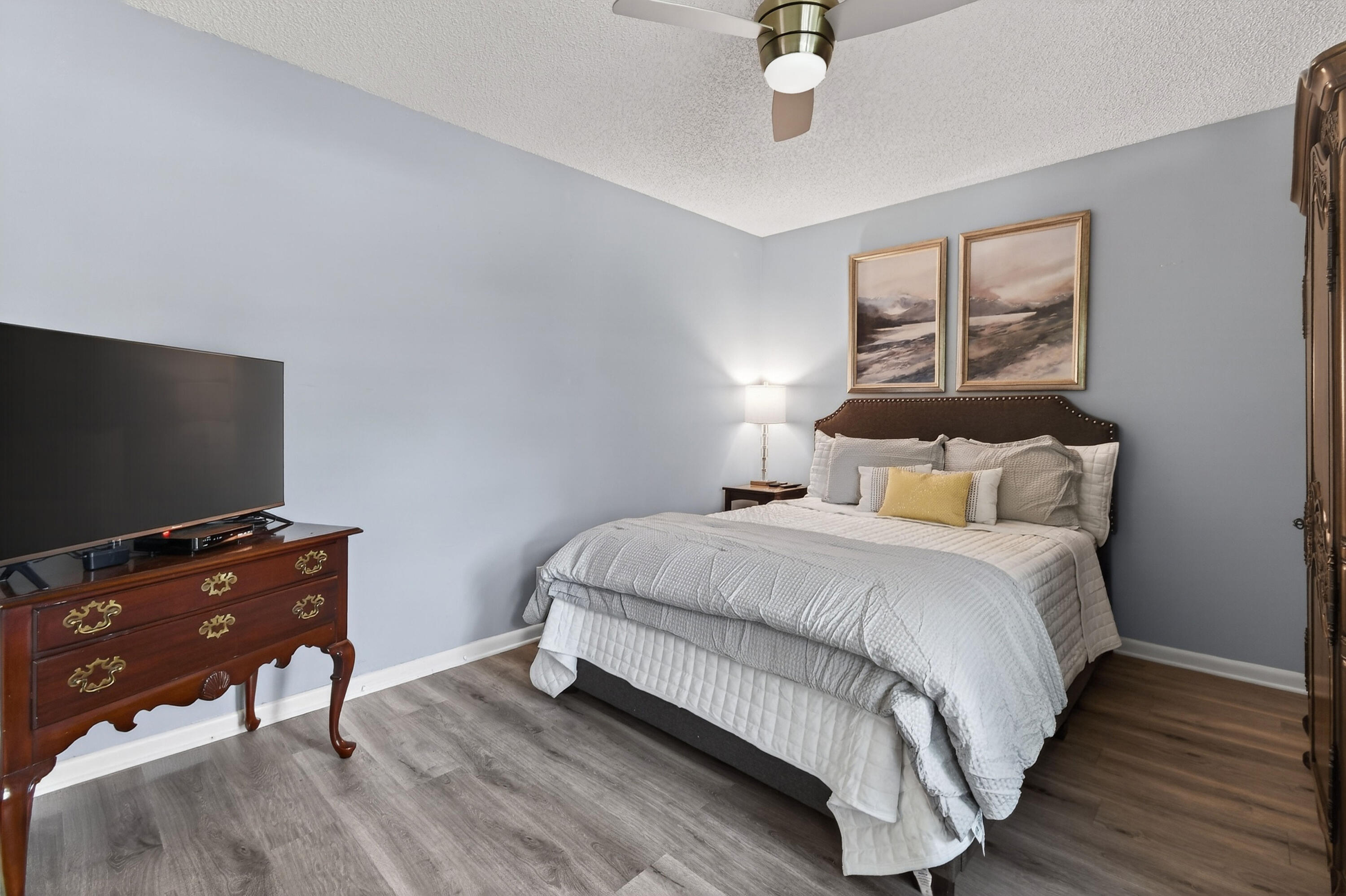 EASTPOINTE SUB 9 - Residential Lease