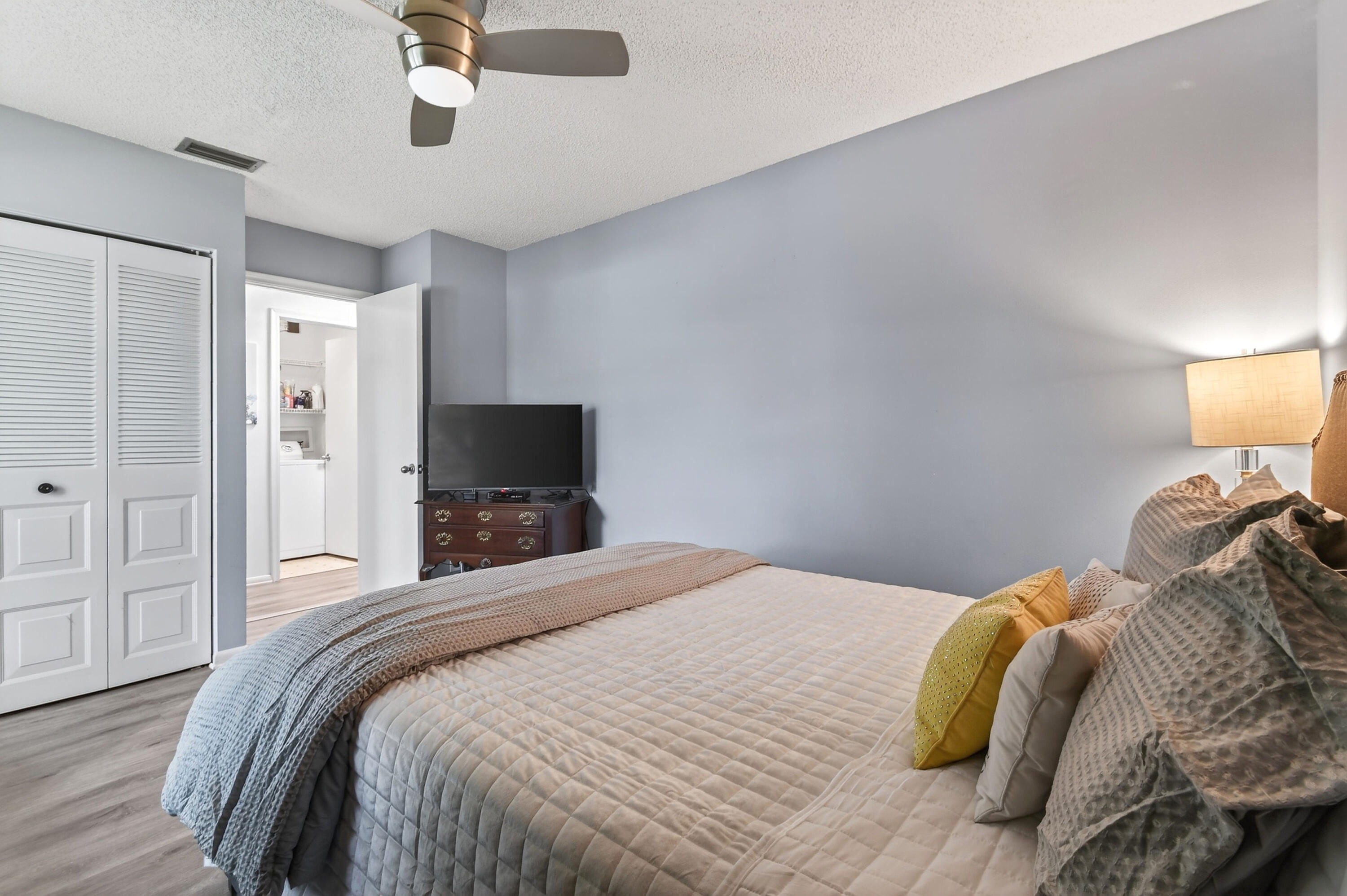 EASTPOINTE SUB 9 - Residential Lease