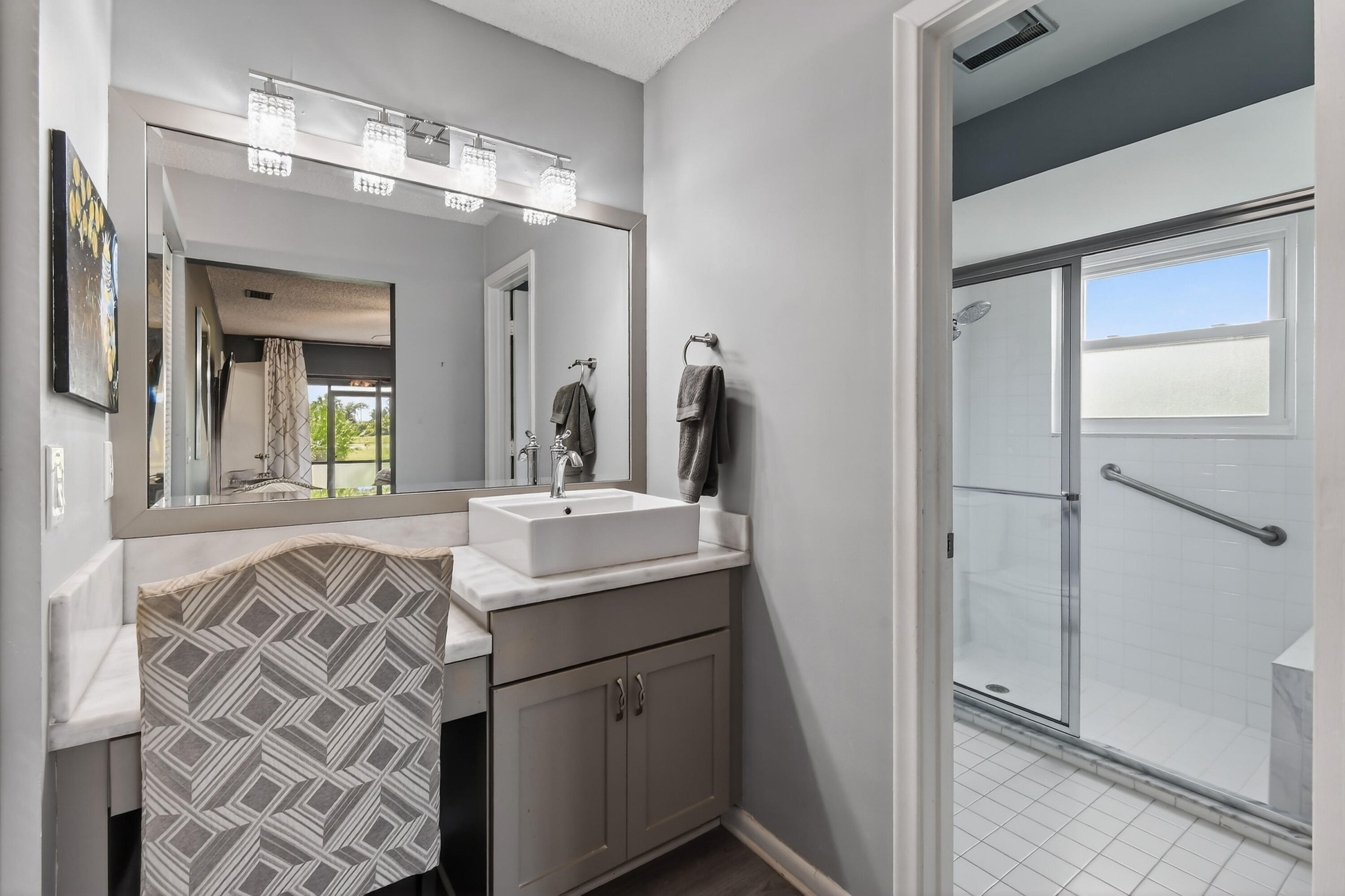 EASTPOINTE SUB 9 - Residential Lease